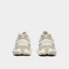 New Balance 9060 Moonbeam / Angora - Stoneware sold by JD Sports