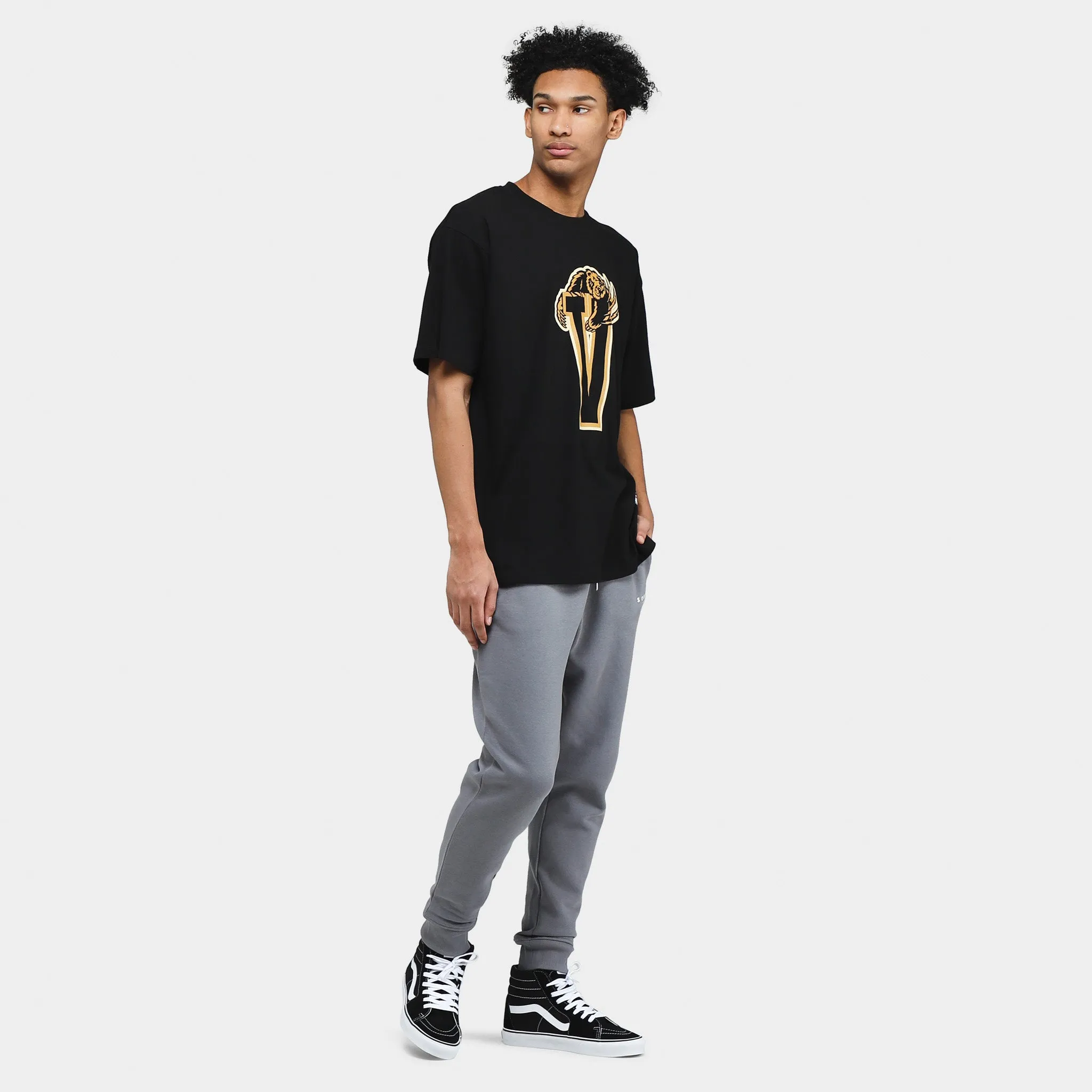 Mitchell & Ness Vancouver Grizzlies Varsity T-shirt / Black sold by JD Sports product image thumbnail 5