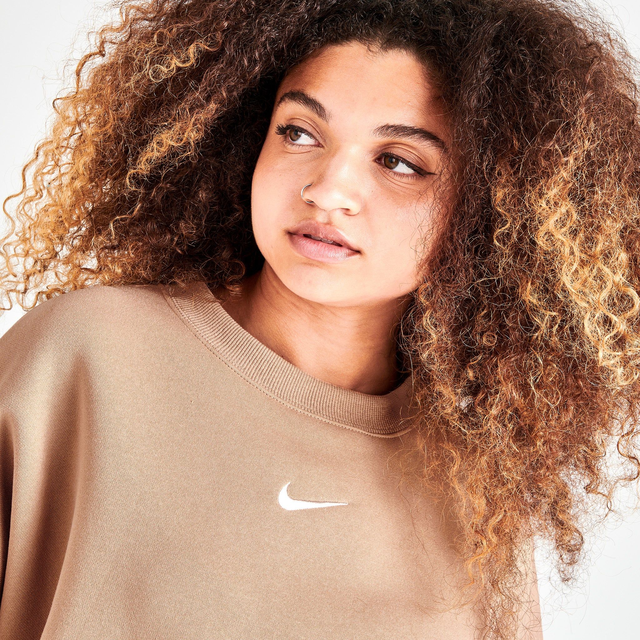 Nike Women’s Sportswear Phoenix Fleece Over-Oversized Crewneck Sweatshirt Hemp / Sail sold by JD Sports product image thumbnail 4