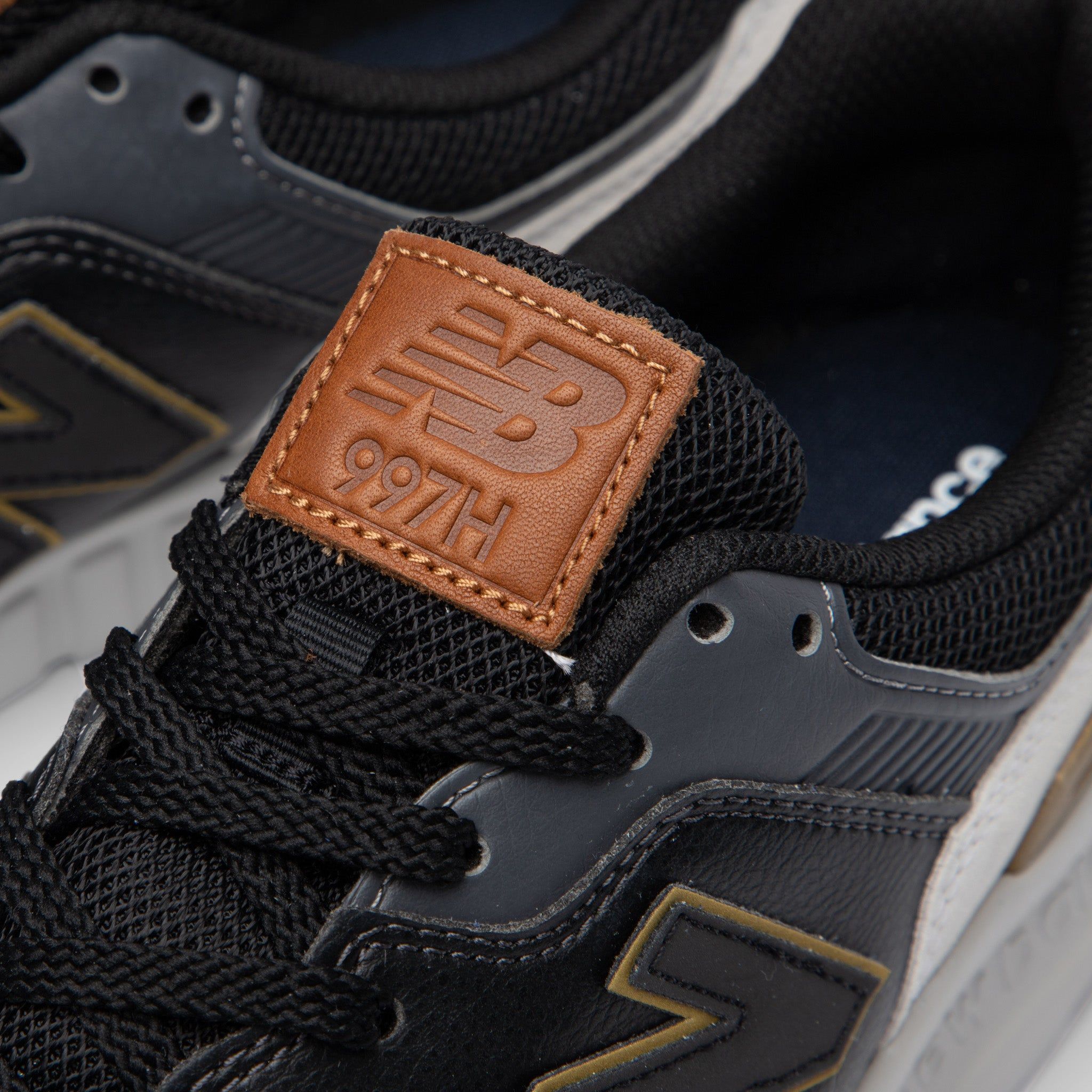 New Balance CM997HPK Black / White sold by JD Sports product image thumbnail 3
