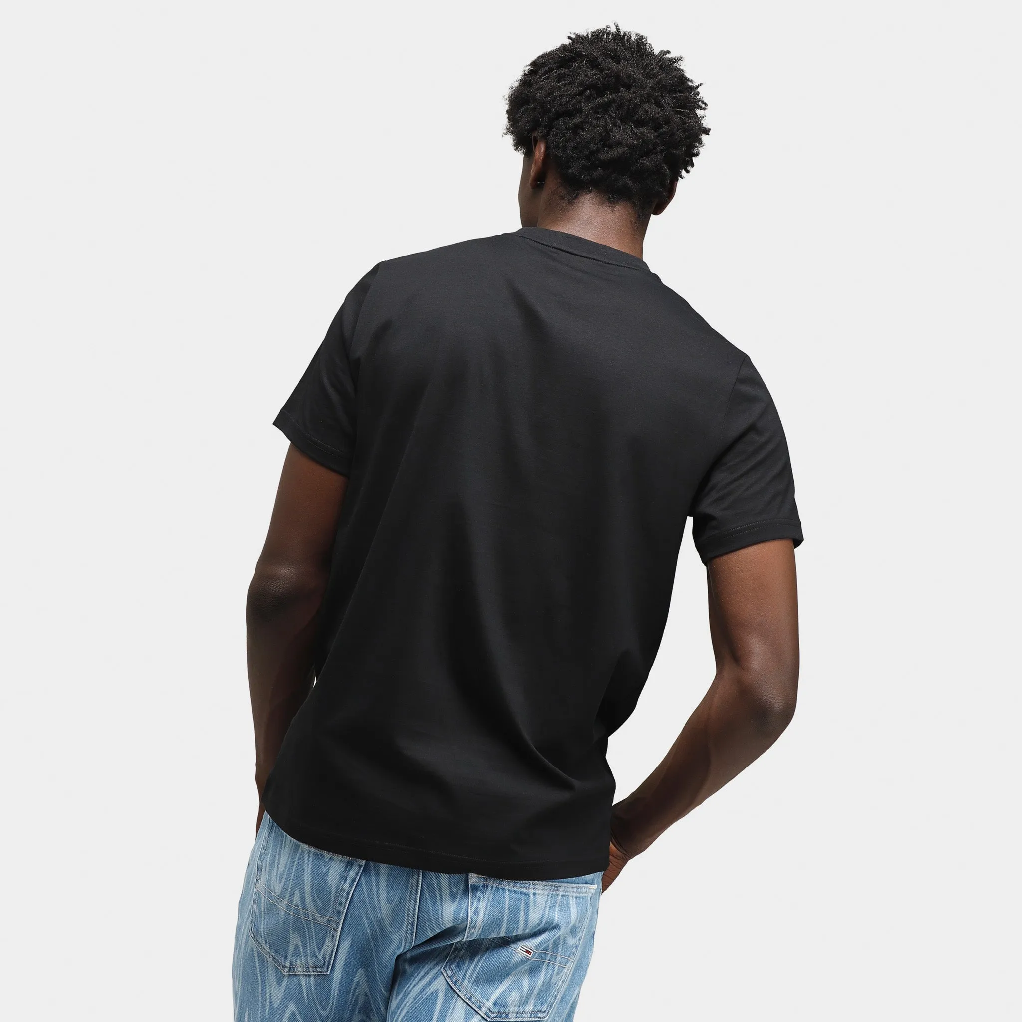 Fred Perry Laurel Wreath Graphic T-shirt / Black sold by JD Sports product image thumbnail 2