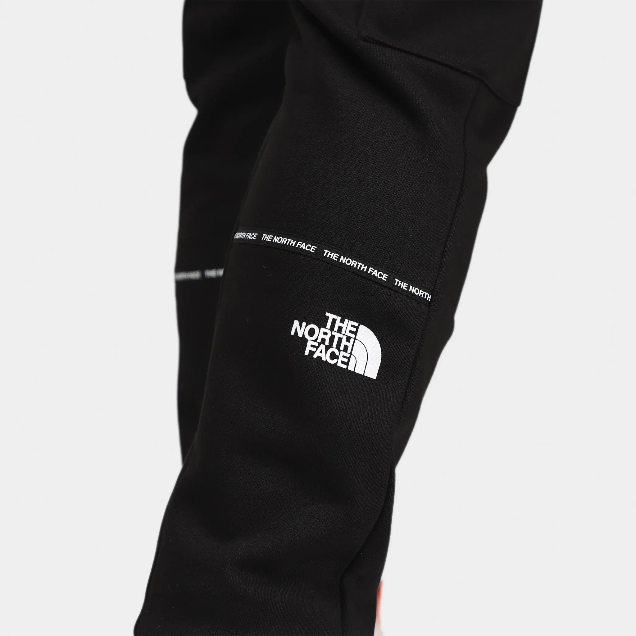 The North Face Changala Cargo Joggers / TNF Black sold by JD Sports product image thumbnail 5