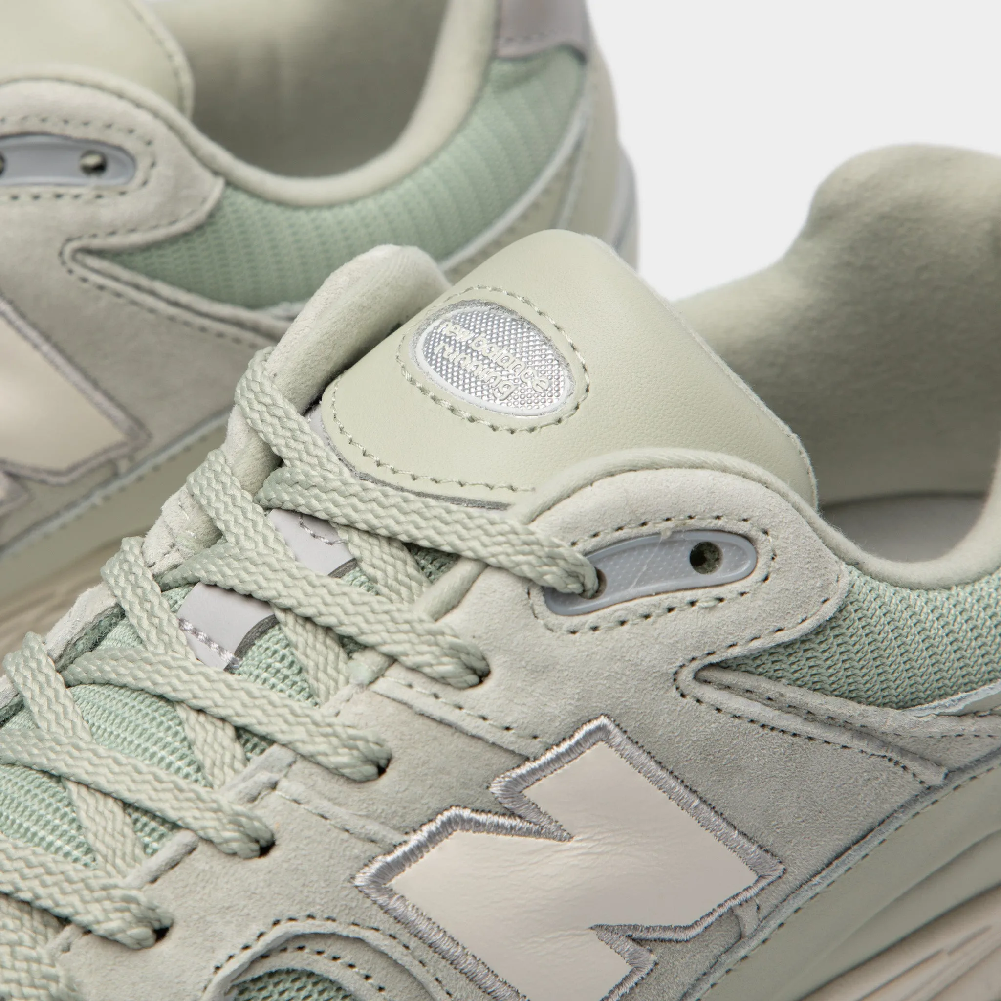 New Balance M2002RS1 Silver Pine / Sea Salt - Rain Cloud sold by JD Sports product image thumbnail 3