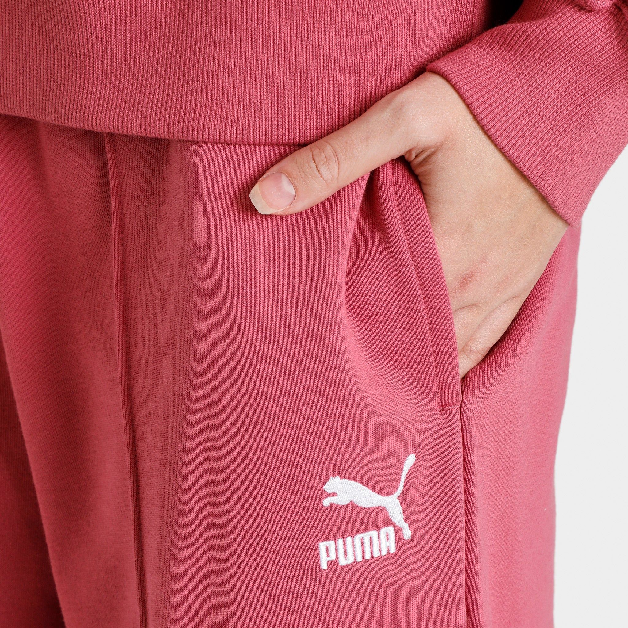 Puma Women's Classics Sweatpants / Dusty Orchid sold by JD Sports product image thumbnail 2