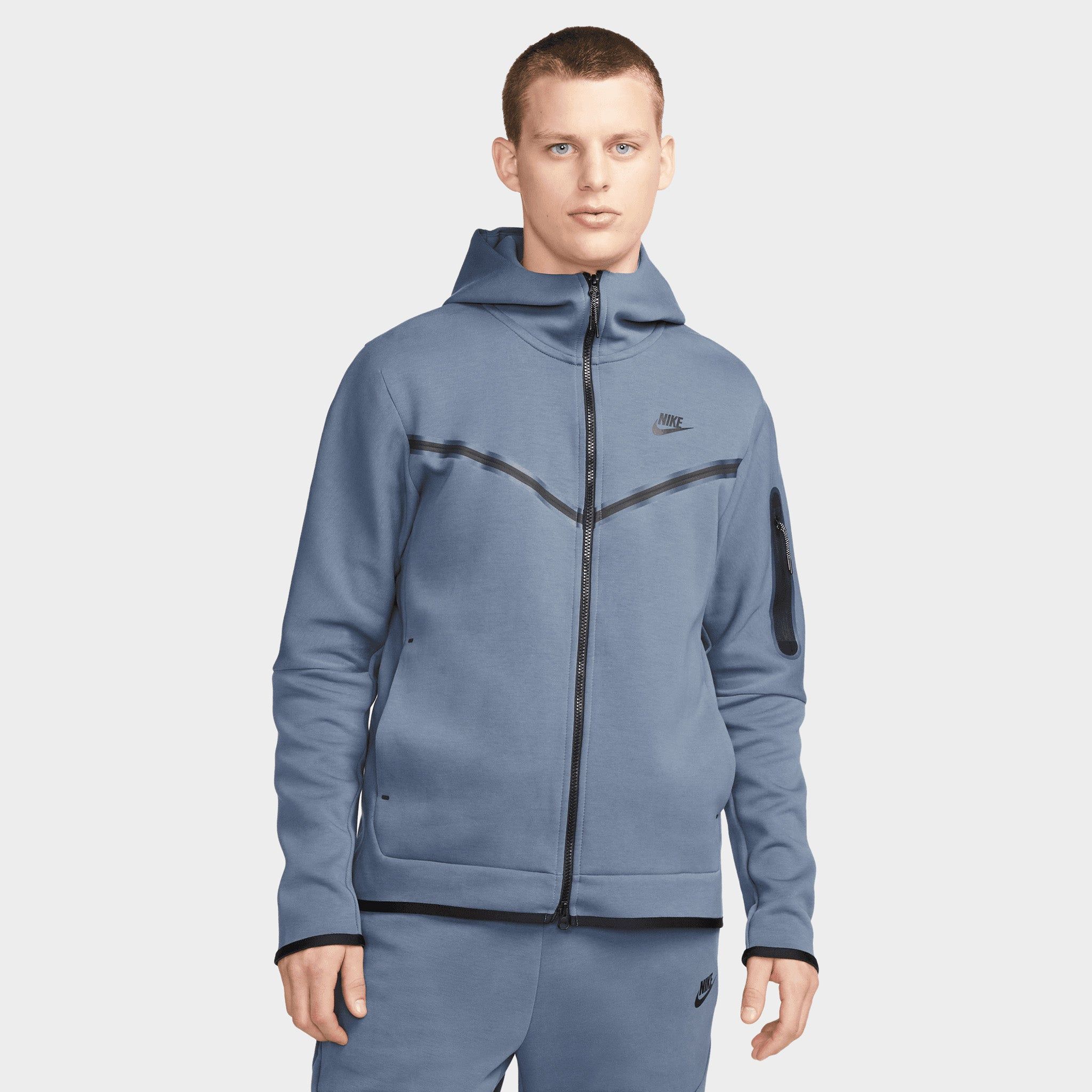 Nike Sportswear Tech Fleece Full-Zip Hoodie Diffused Blue / Black sold by JD Sports