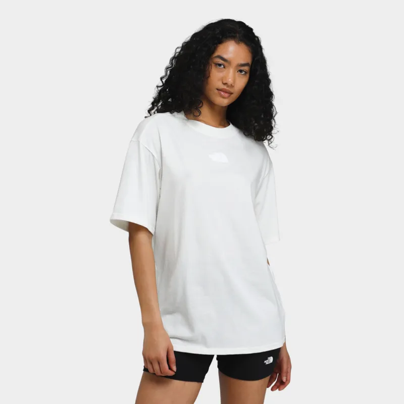 The North Face Women's Evolution Oversized T-shirt / White Dune sold by JD Sports