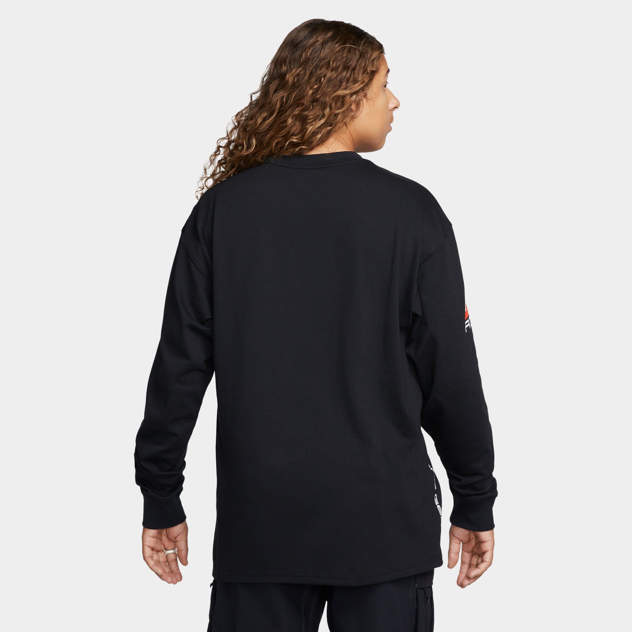 Nike ACG Lungs Long Sleeve T-shirt / Black sold by JD Sports product image thumbnail 2