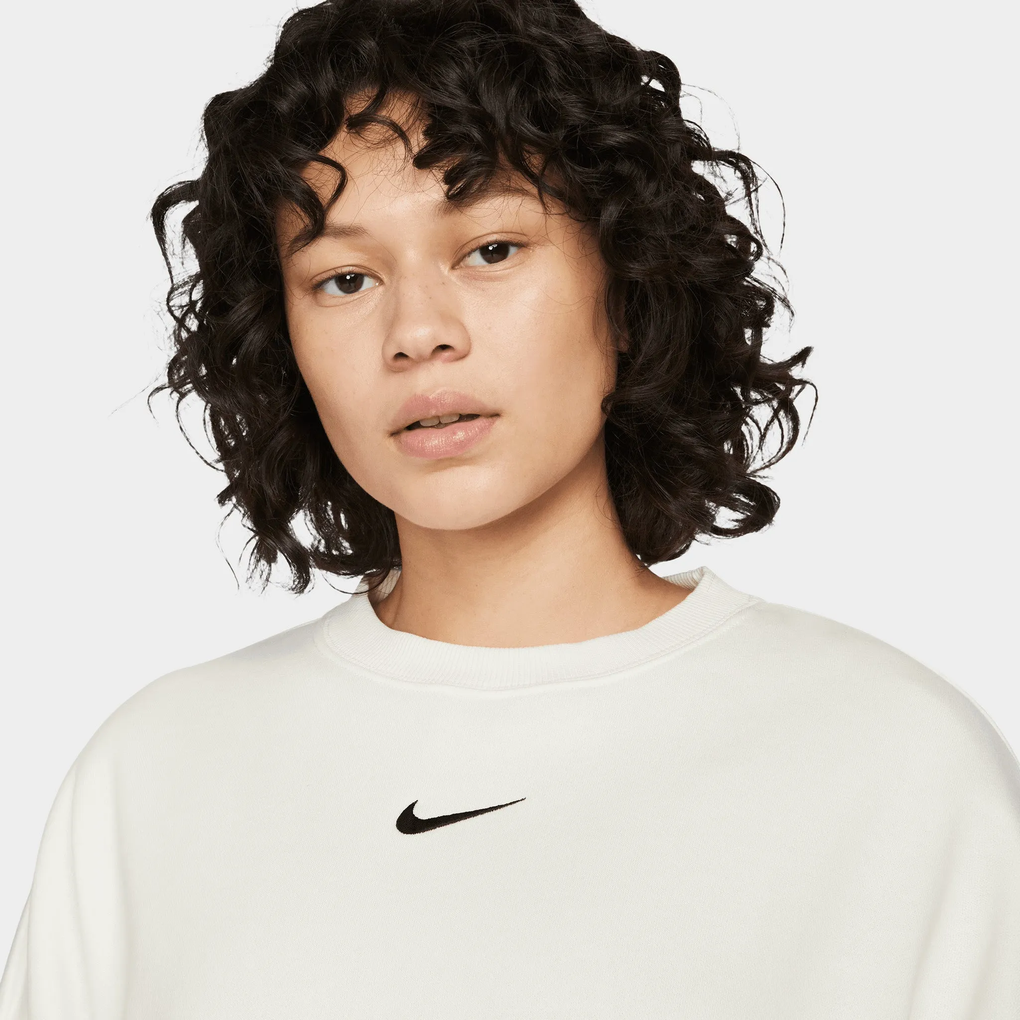 Nike Sportswear Women's Phoenix Fleece Over-Oversized Crewneck Sail / Black sold by JD Sports product image thumbnail 3