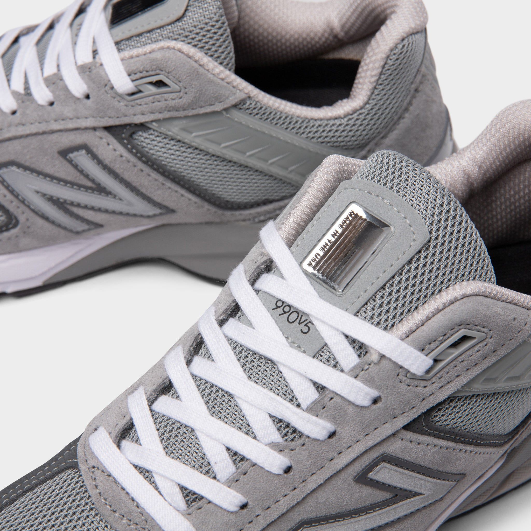 New Balance M990GL5 Grey / Castlerock sold by JD Sports product image thumbnail 3