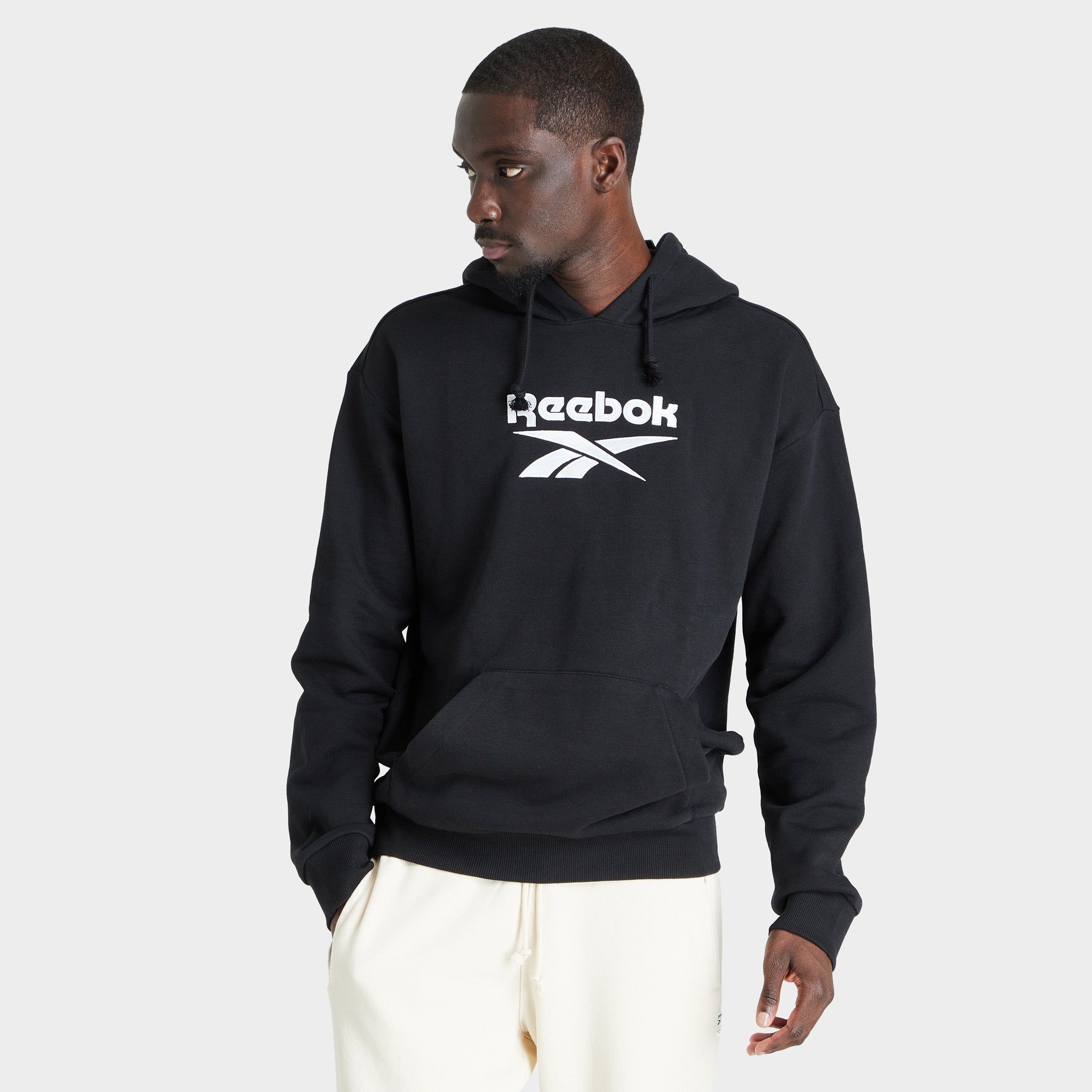 Reebok Classics Foundation Vector Pullover Hoodie / Black sold by JD Sports
