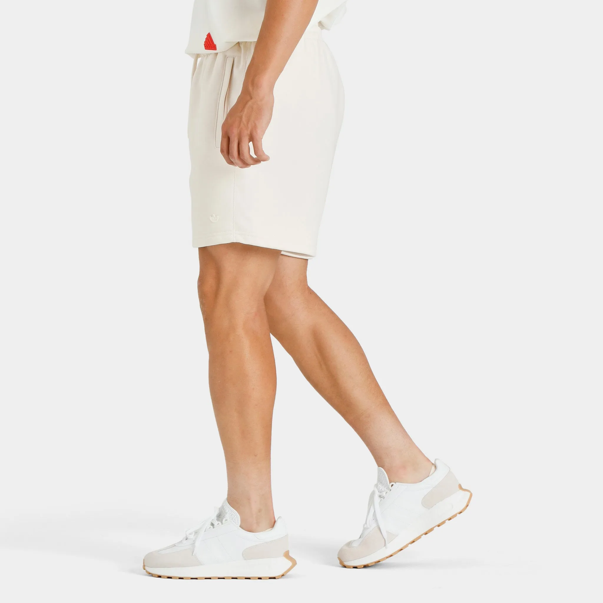 adidas Originals Adicolor Trefoil Shorts / Wonder White sold by JD Sports product image thumbnail 4