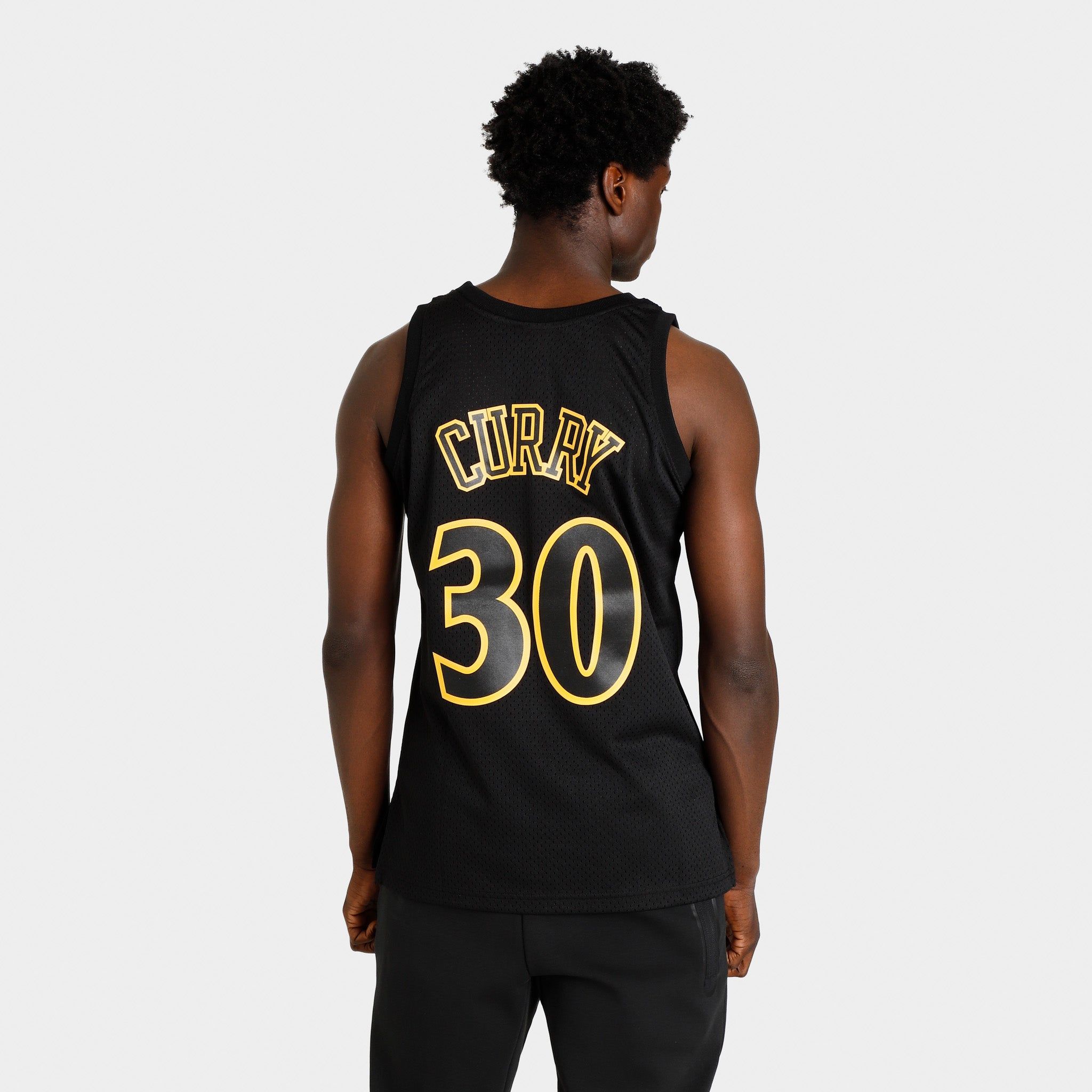 Mitchell & Ness Stephen Curry Dynamic Swingman Jersey / Black sold by JD Sports product image thumbnail 2