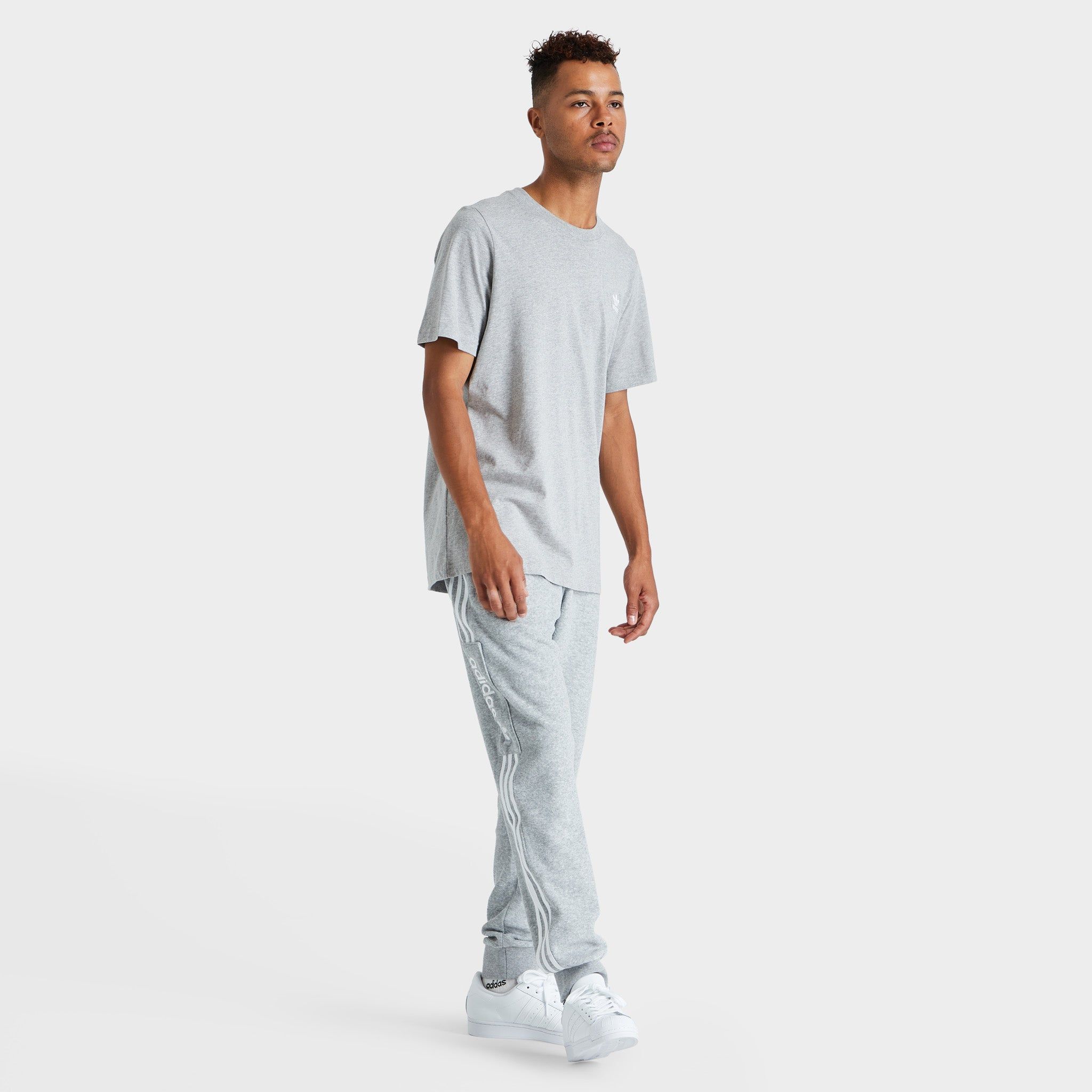 adidas Originals Loungewear Adicolor Essentials Trefoil T-shirt / Medium Grey Heather sold by JD Sports product image thumbnail 5