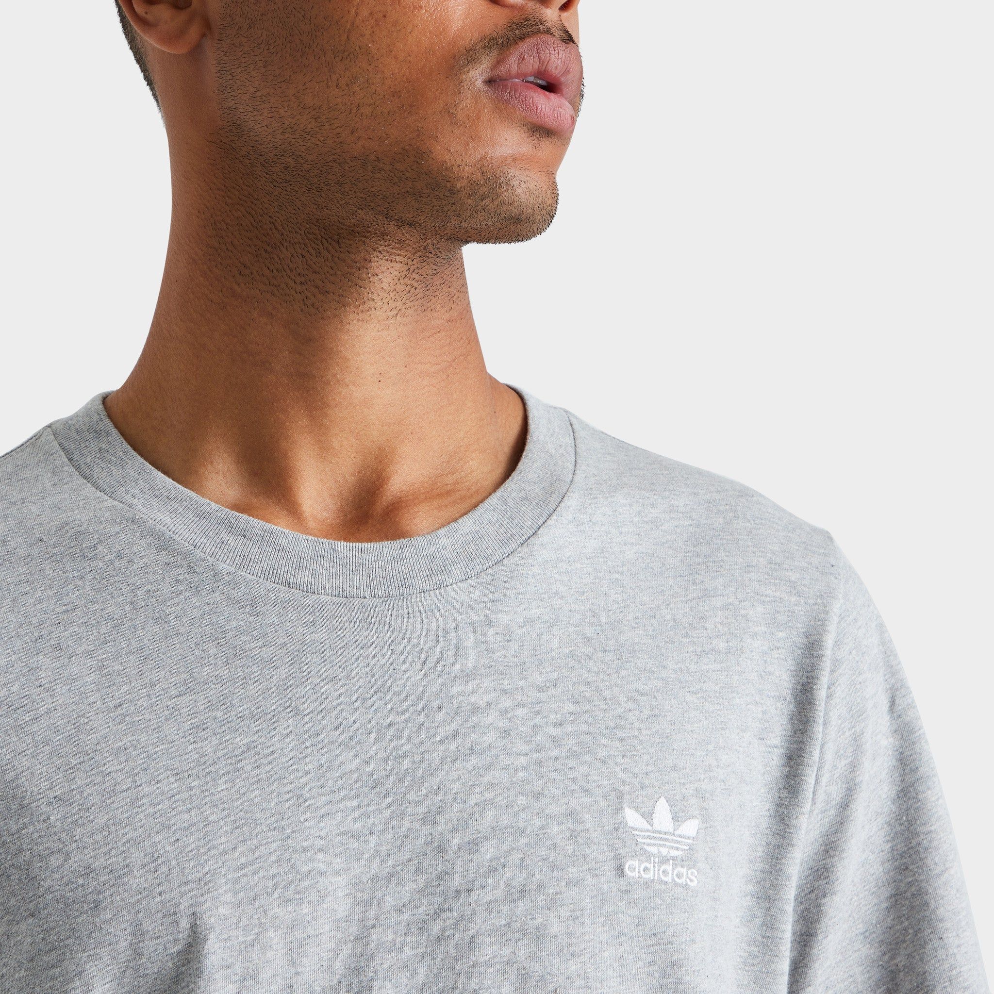 adidas Originals Loungewear Adicolor Essentials Trefoil T-shirt / Medium Grey Heather sold by JD Sports product image thumbnail 4