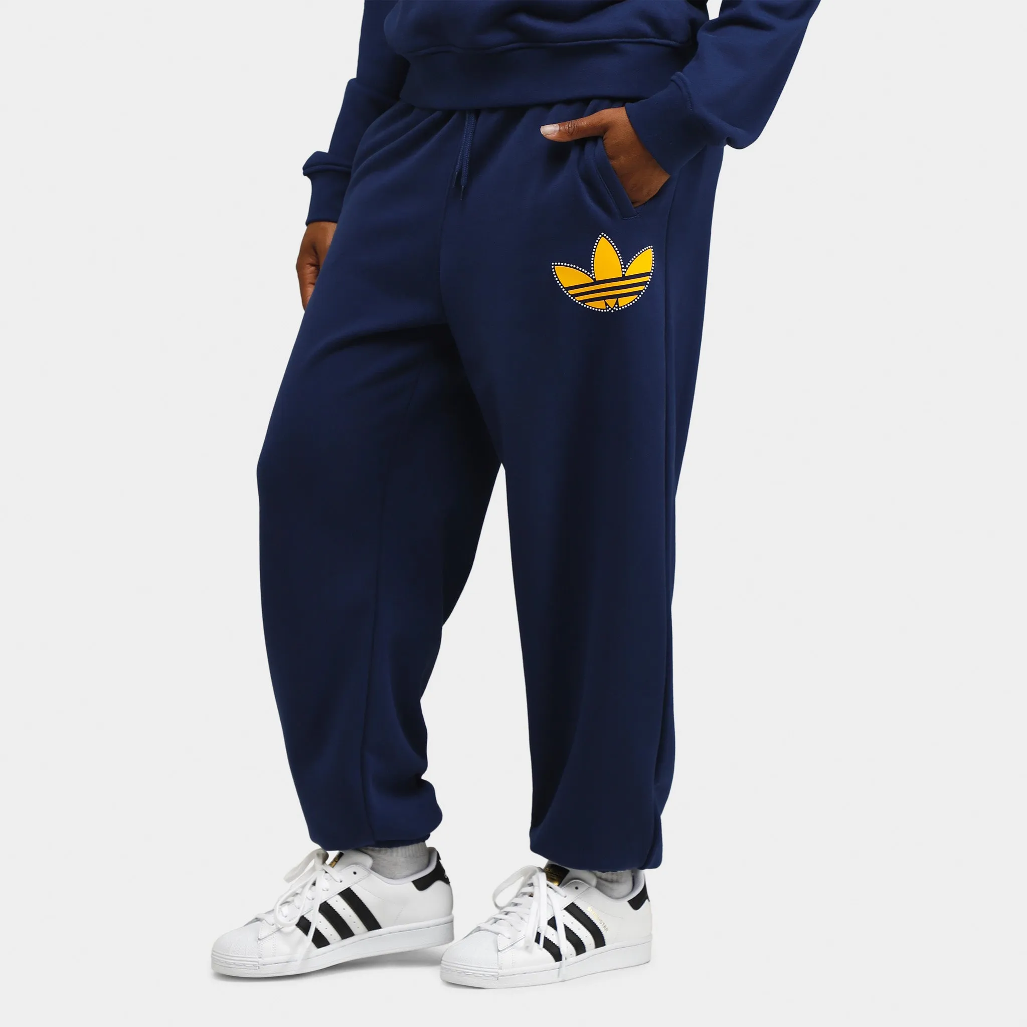 adidas Women's Pearl Trefoil Cuffed Sweatpants / Dark Blue sold by JD Sports product image thumbnail 4