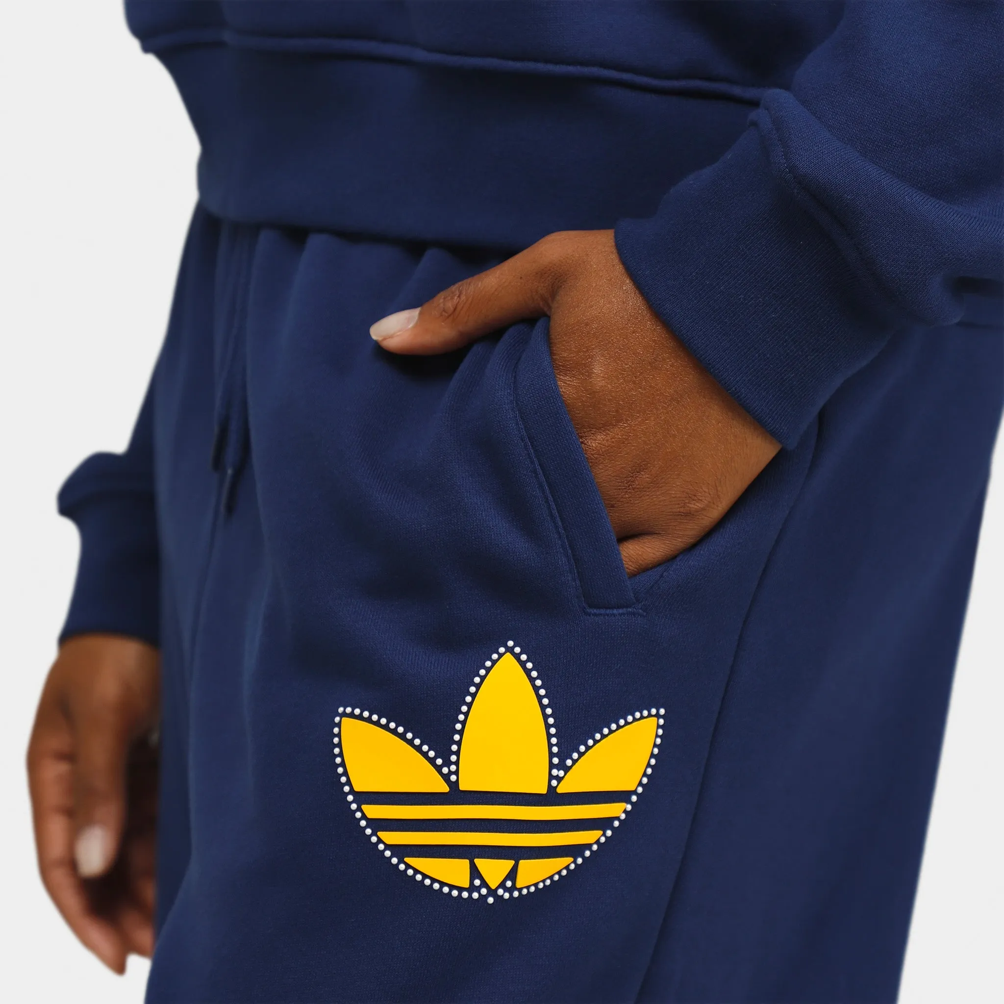 adidas Women's Pearl Trefoil Cuffed Sweatpants / Dark Blue sold by JD Sports product image thumbnail 5
