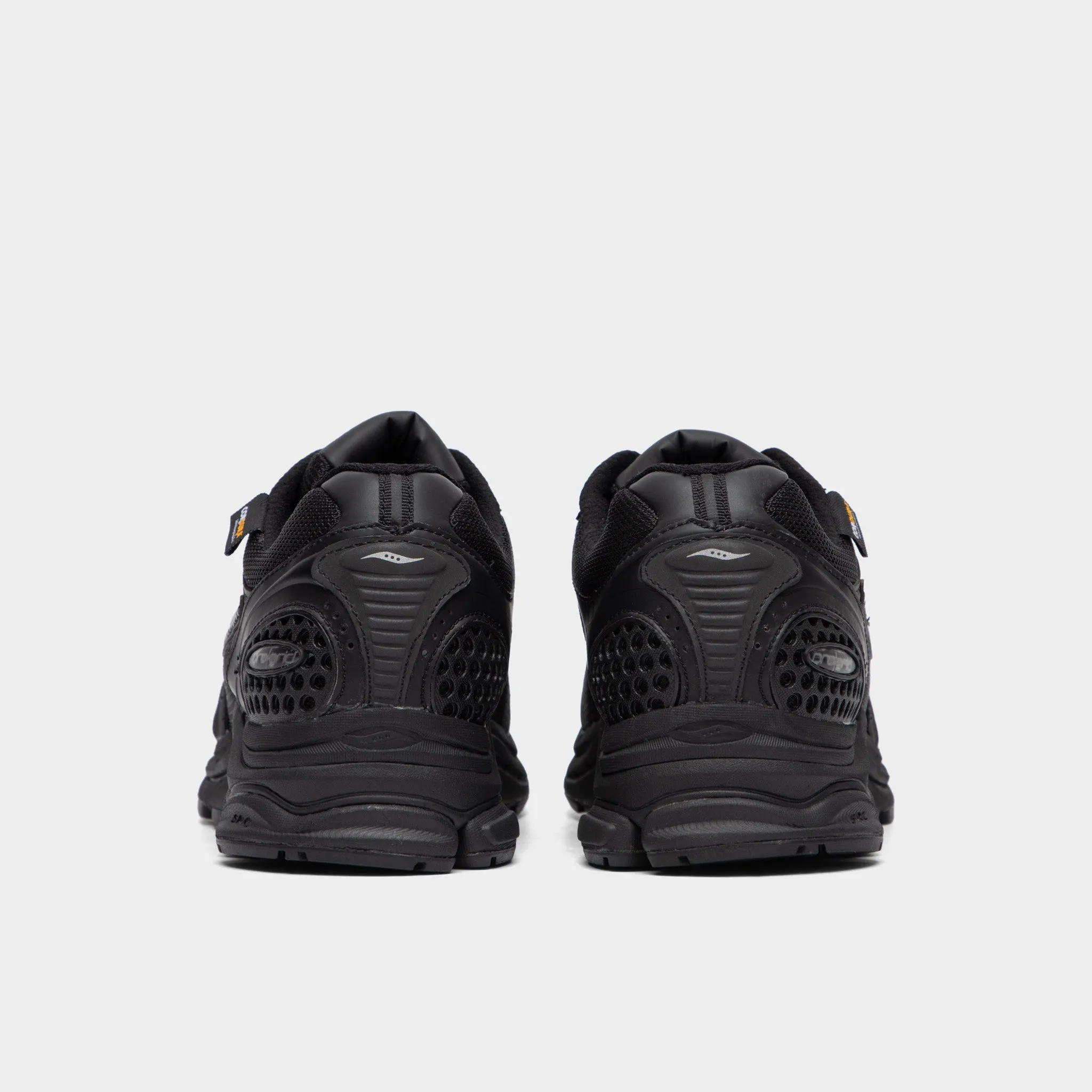 Saucony ProGrid Triumph 4 / Black sold by JD Sports product image thumbnail 4