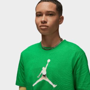 Jordan Women's Girlfriend T-Shirt / Green sold by JD Sports