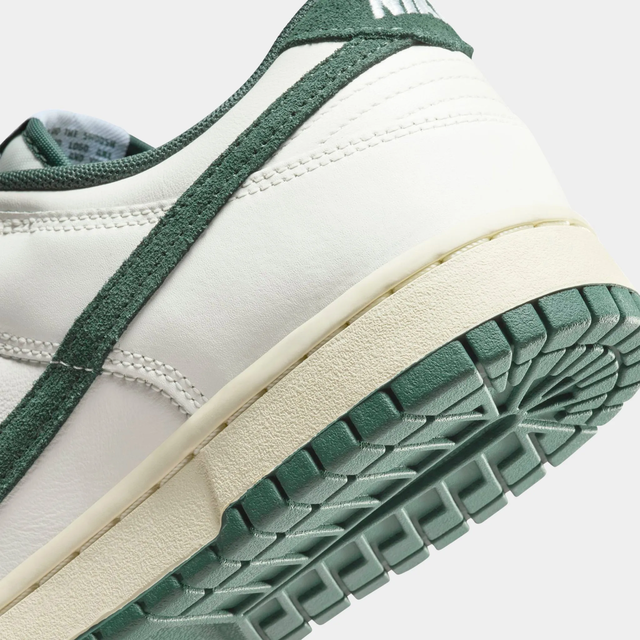 国内配送 NIKE DUNK LOW SAIL /DEEP JUNGLE-COCONUT MILK-WHITE Dunk Low 'Athletic Department Deep Jungle' - Nike - FQ8080