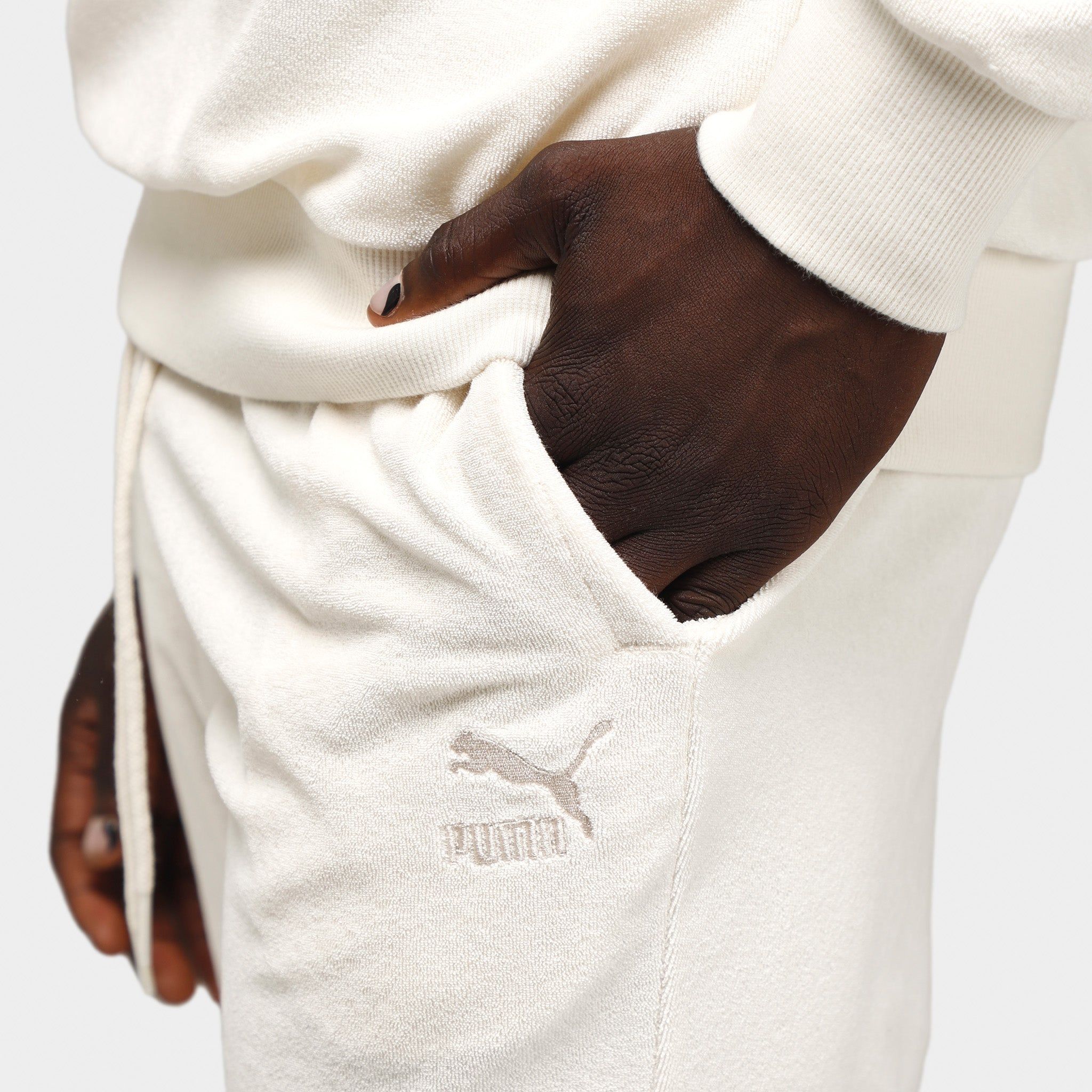 Puma Classics Towelling Shorts / Pristine sold by JD Sports product image thumbnail 5