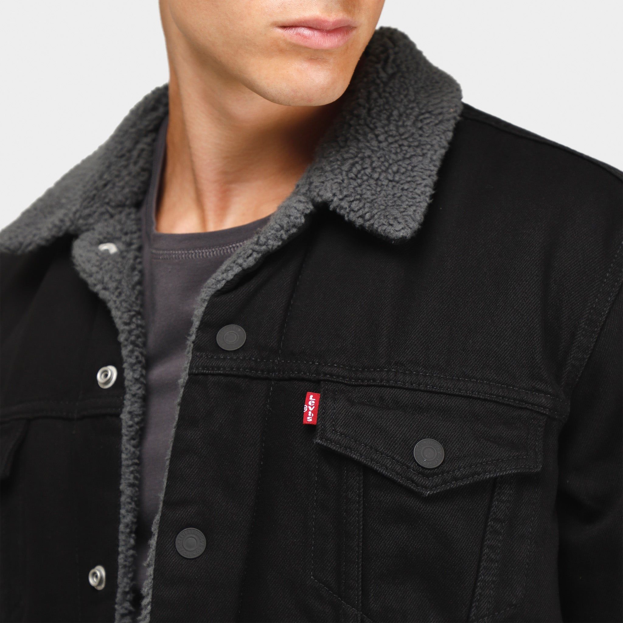 Levi's Type 3 Sherpa Trucker Jacket / Duvall sold by JD Sports product image thumbnail 4