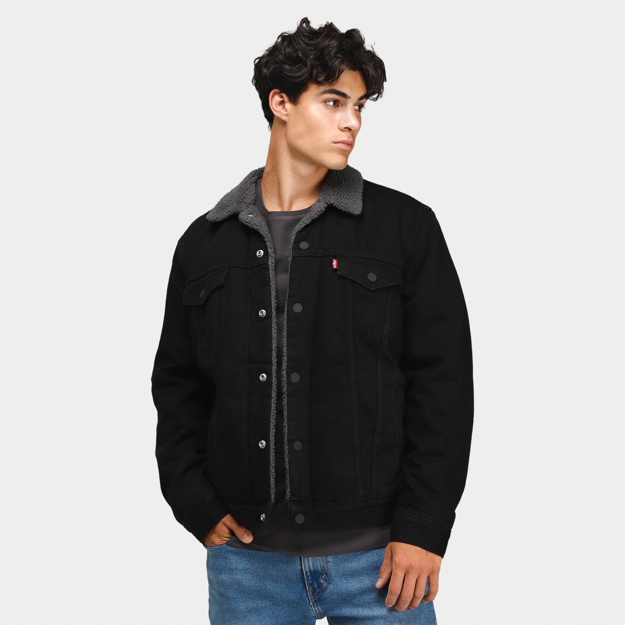 Levi's Type 3 Sherpa Trucker Jacket / Duvall sold by JD Sports