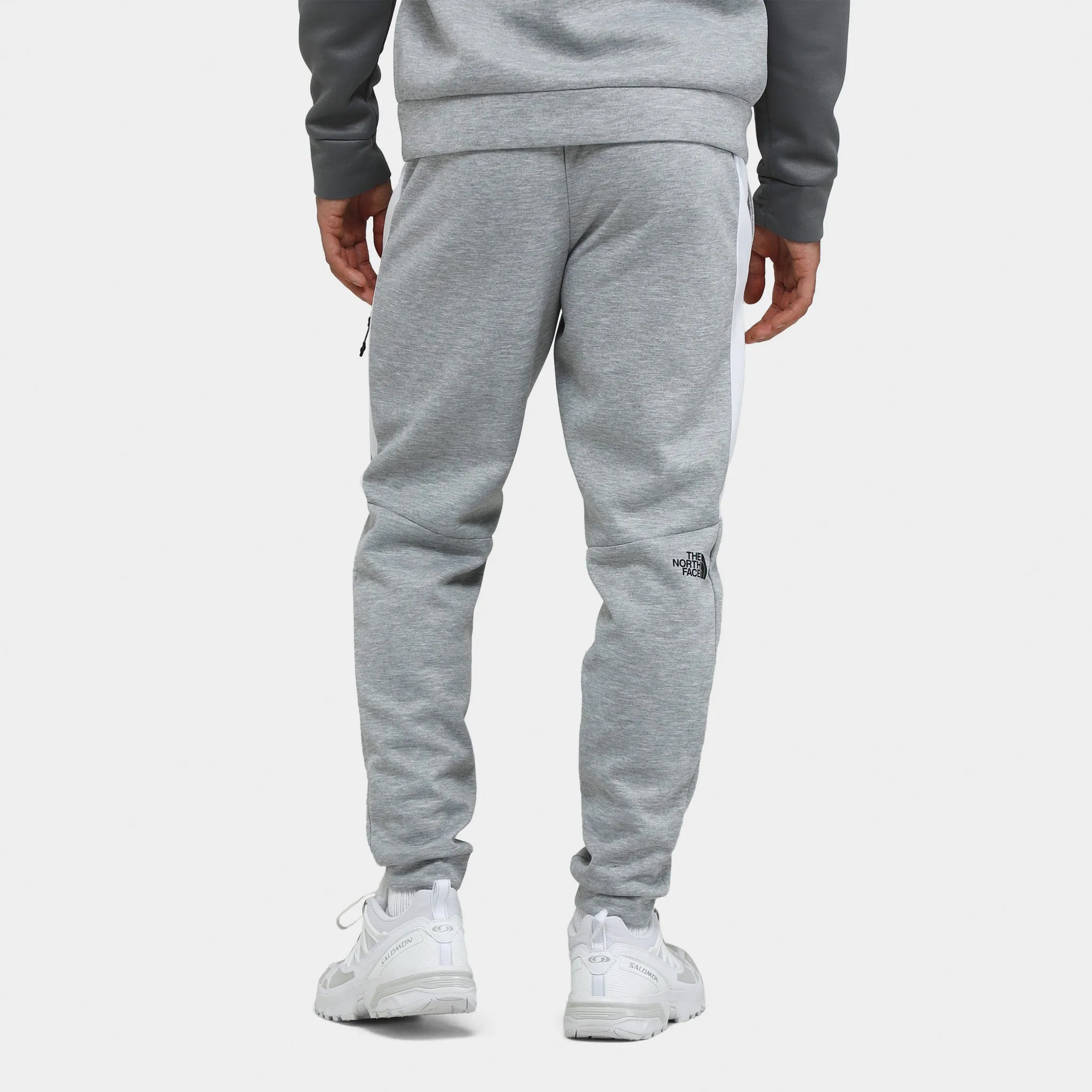 The North Face Kaveh Joggers Light Grey Heather / TNF White sold by JD Sports product image thumbnail 2