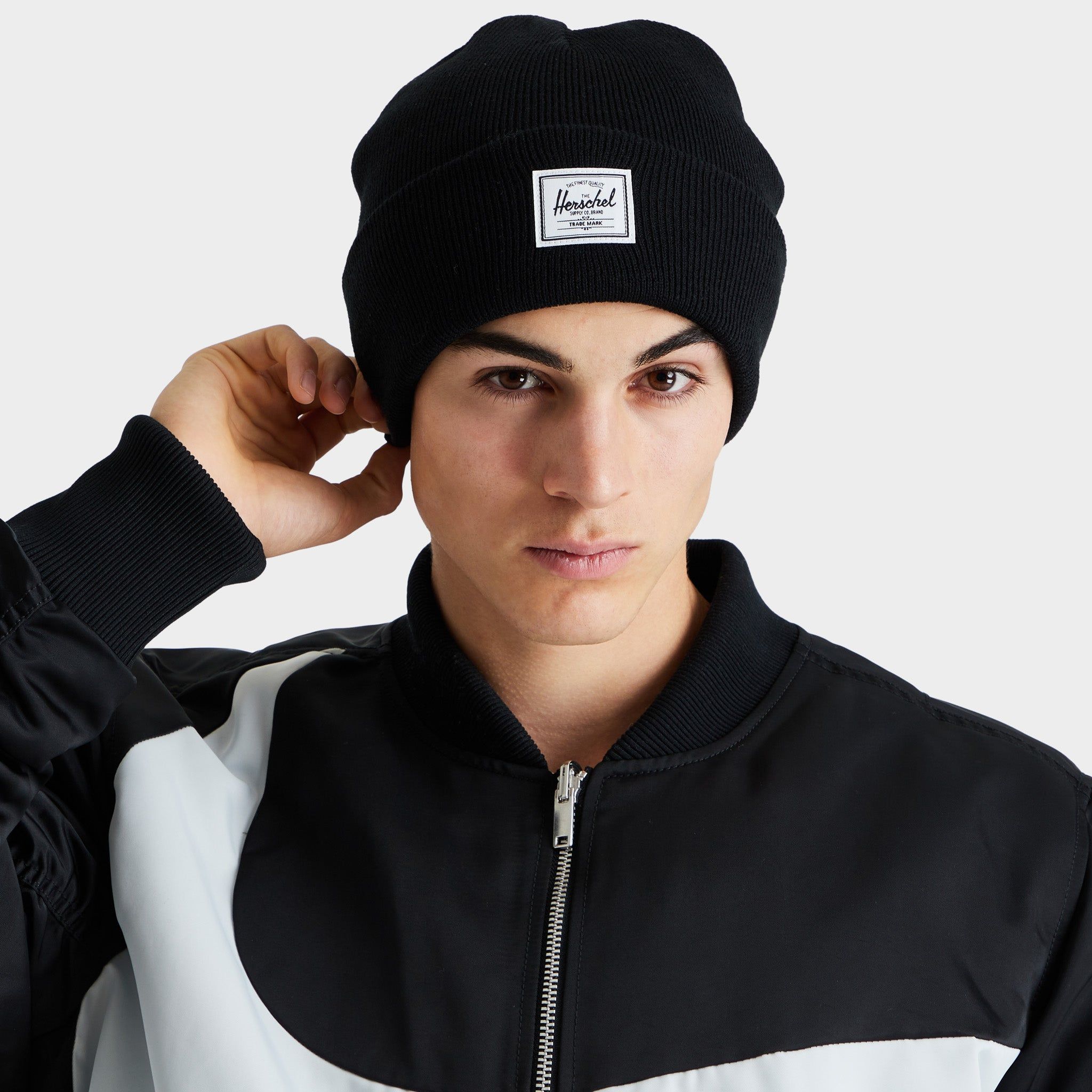 Herschel Supply Co. Elmer Beanie / Black sold by JD Sports