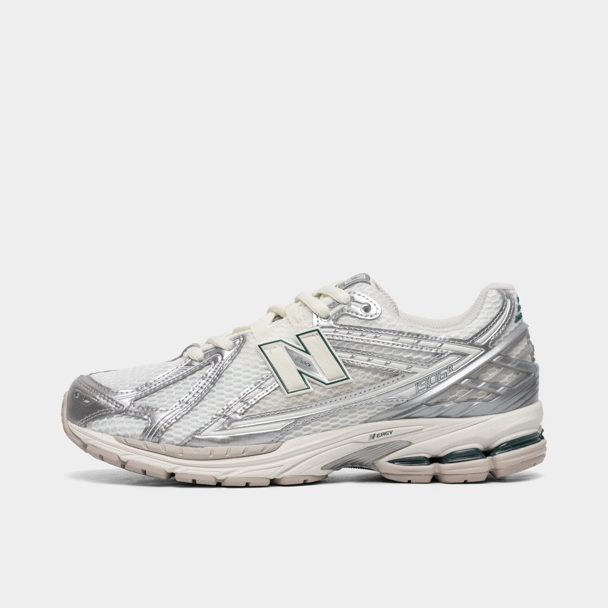 バズる !! New Balance ♥ 1906R White llic Silver New Balance 1906 White - Silver | Parallel