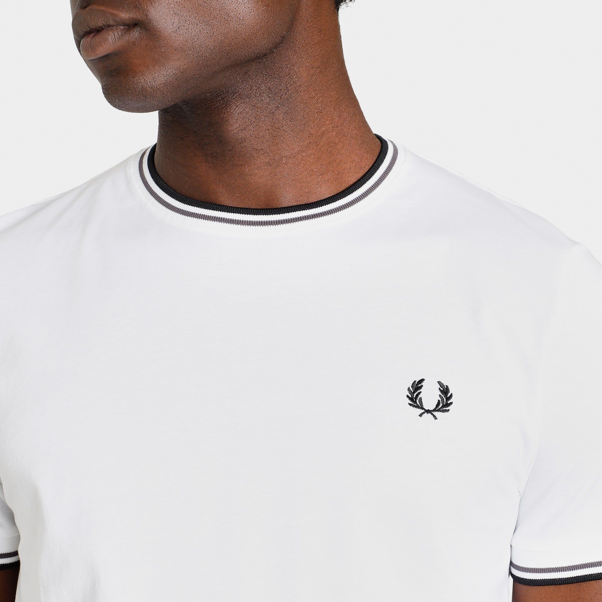 Fred Perry Twin Tipped T-shirt White / Gunmetal - Black sold by JD Sports product image thumbnail 4