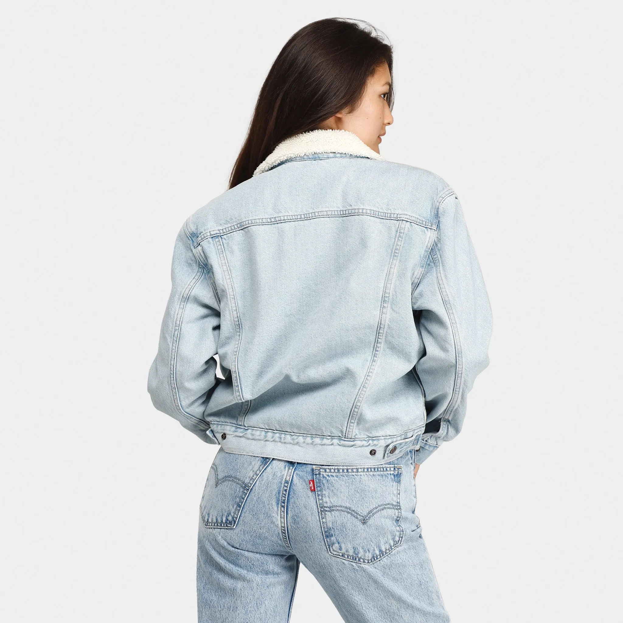 Levi's Women's Sherpa Ex-Boyfriend Trucker Jacket / Indigo Worn In sold by JD Sports product image thumbnail 2