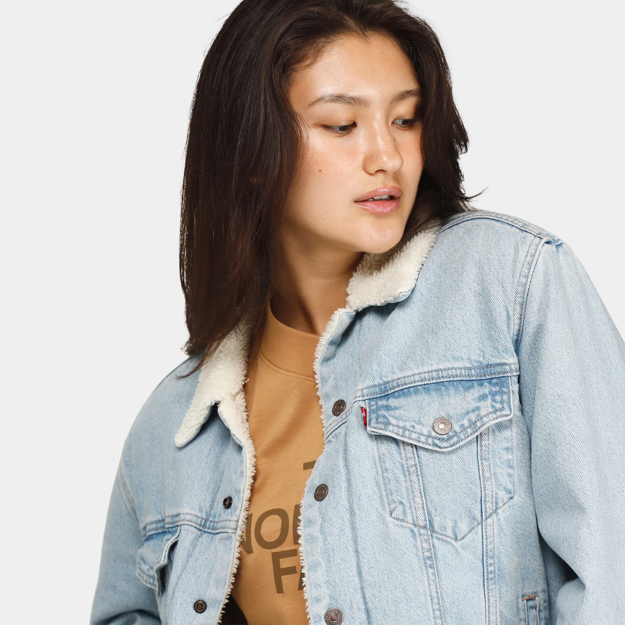 Levi's Women's Sherpa Ex-Boyfriend Trucker Jacket / Indigo Worn In sold by JD Sports product image thumbnail 3