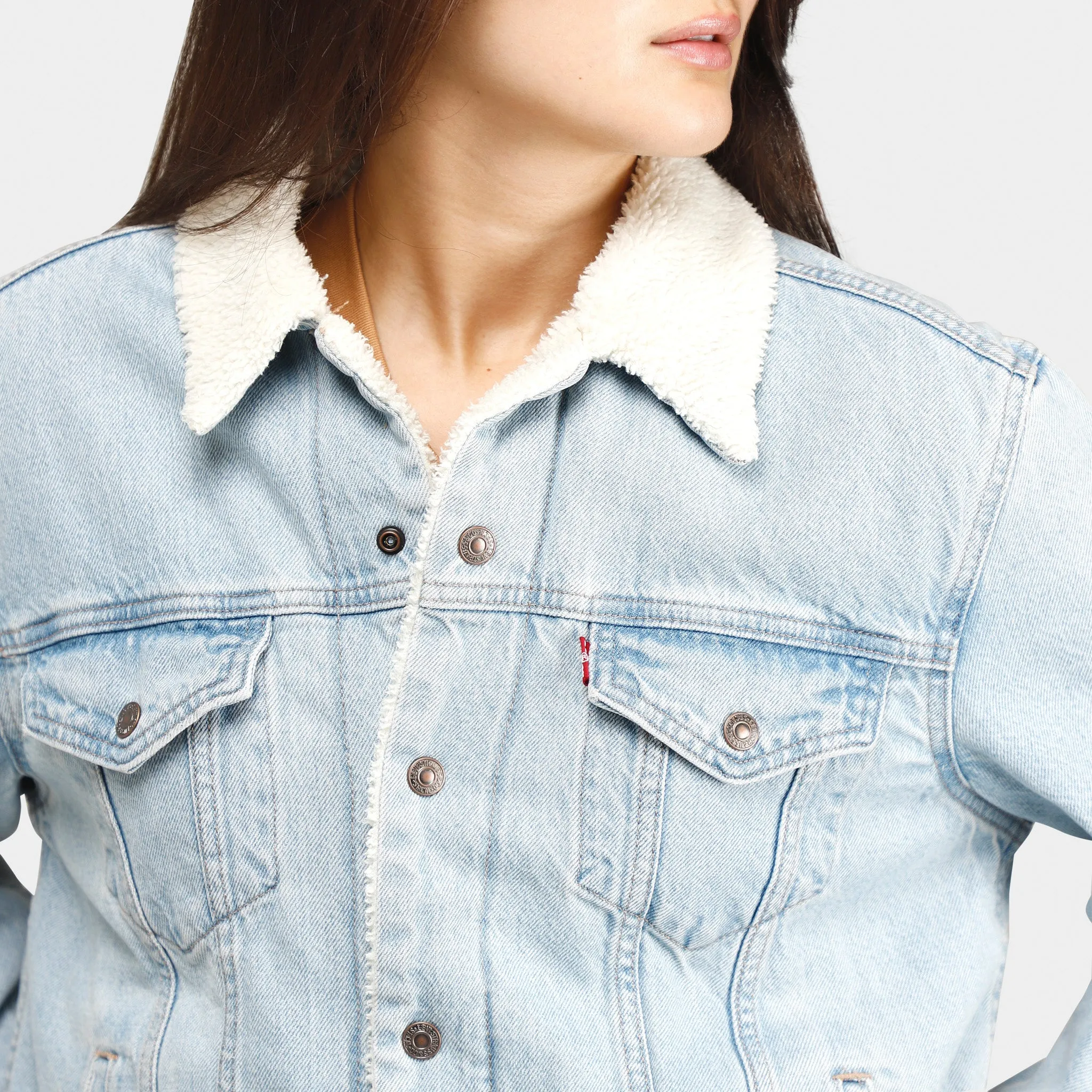 Levi's Women's Sherpa Ex-Boyfriend Trucker Jacket / Indigo Worn In sold by JD Sports product image thumbnail 4