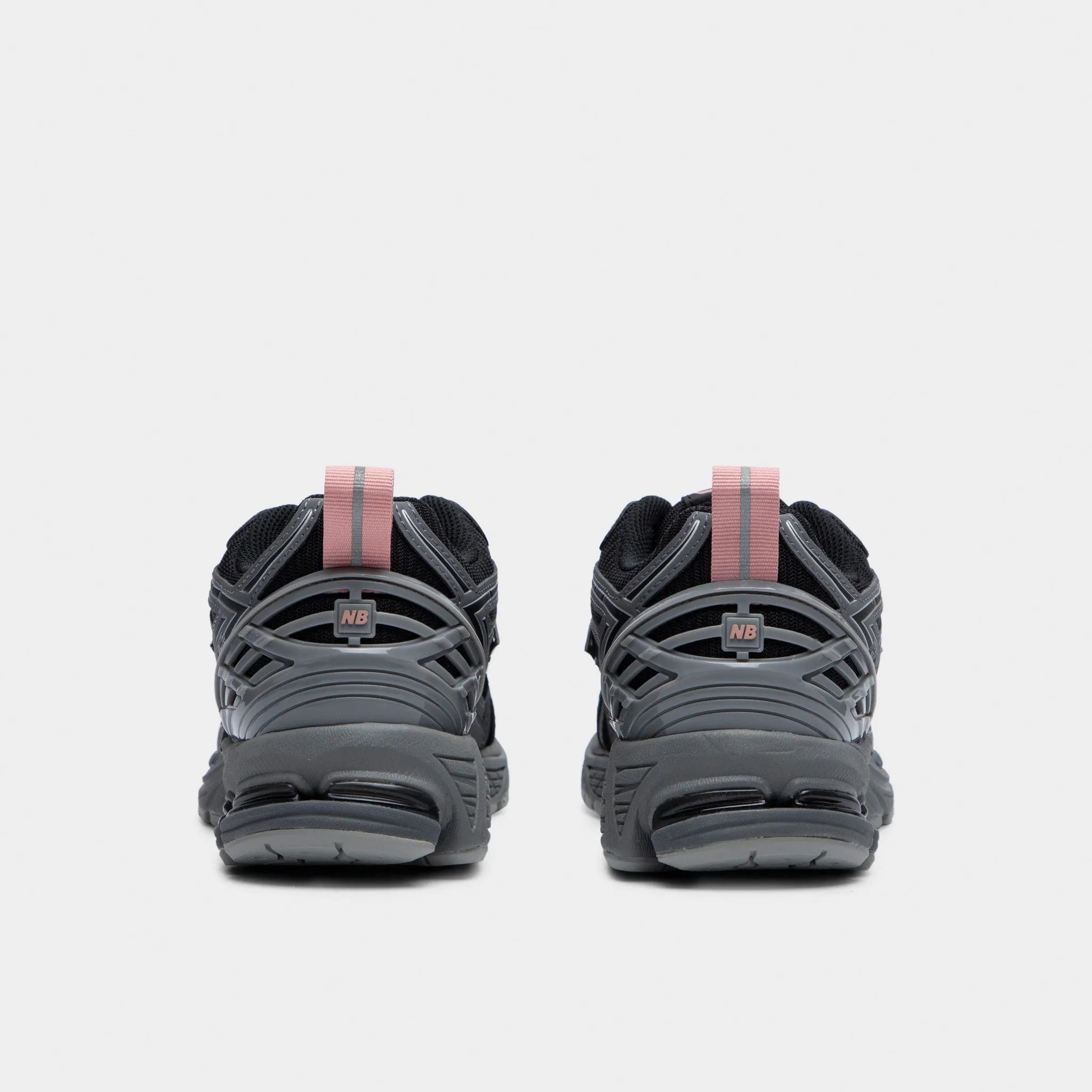 New Balance M1906RHC Black / Pink Moon - Magnet sold by JD Sports product image thumbnail 4