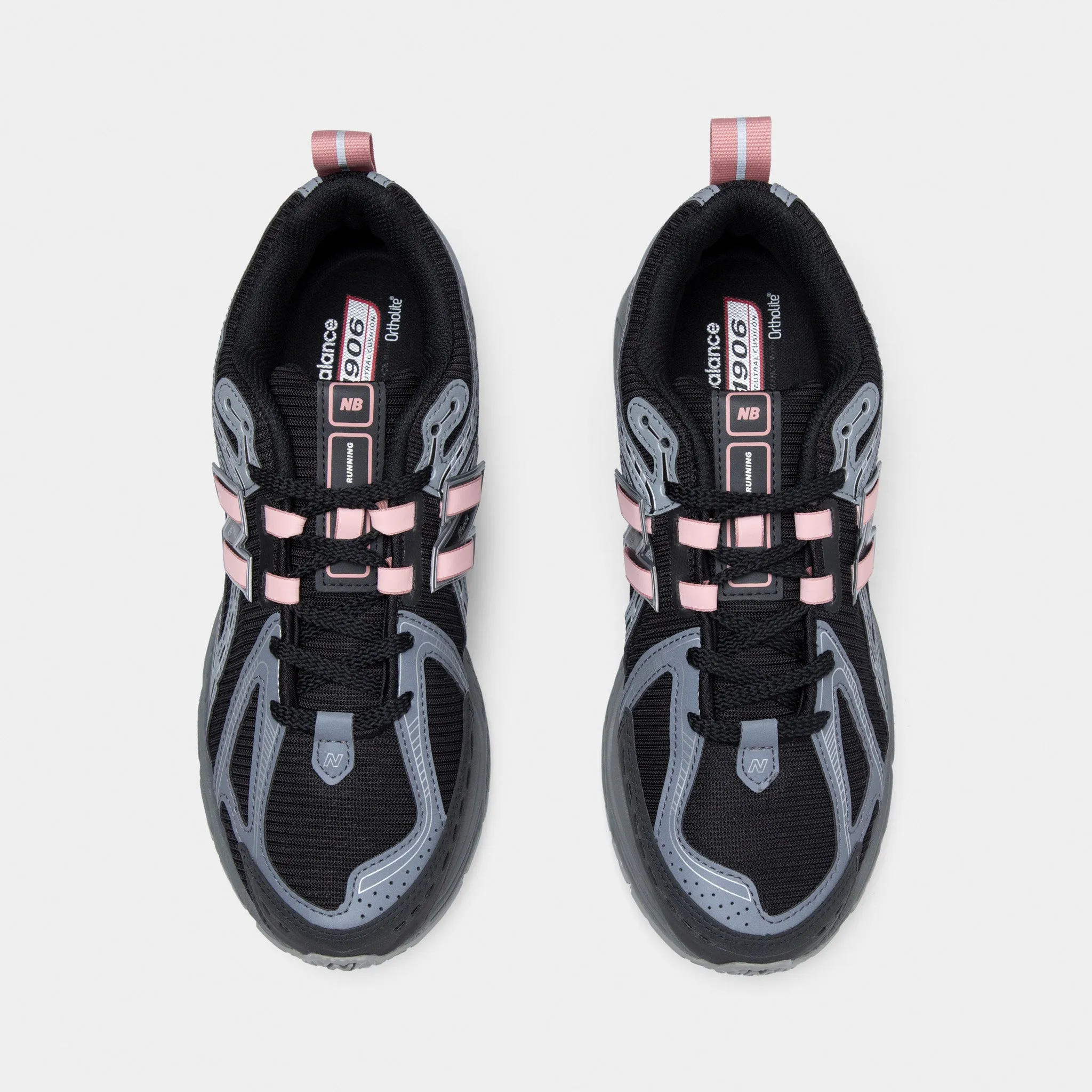 New Balance M1906RHC Black / Pink Moon - Magnet sold by JD Sports product image thumbnail 5