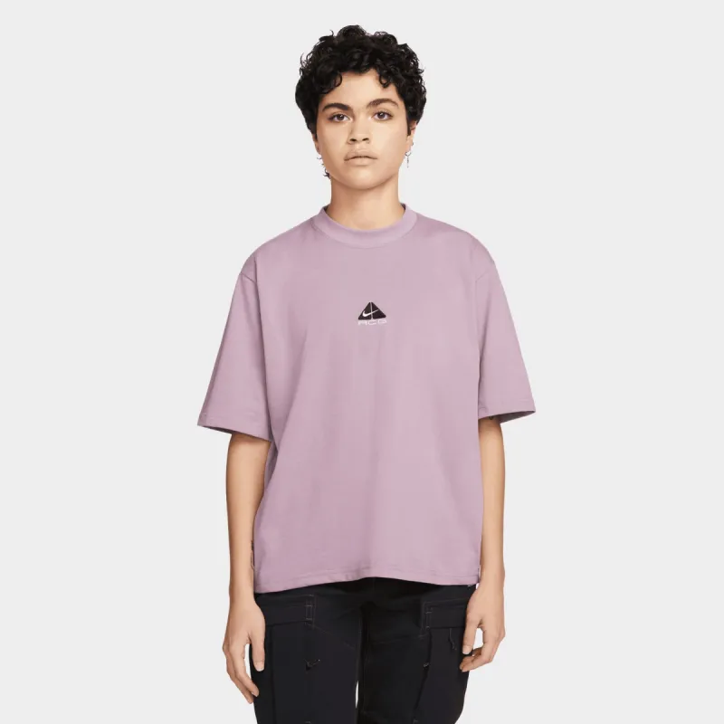 Nike ACG Women’s Short-Sleeve T-shirt Amethyst Wave / Black - Summit White sold by JD Sports