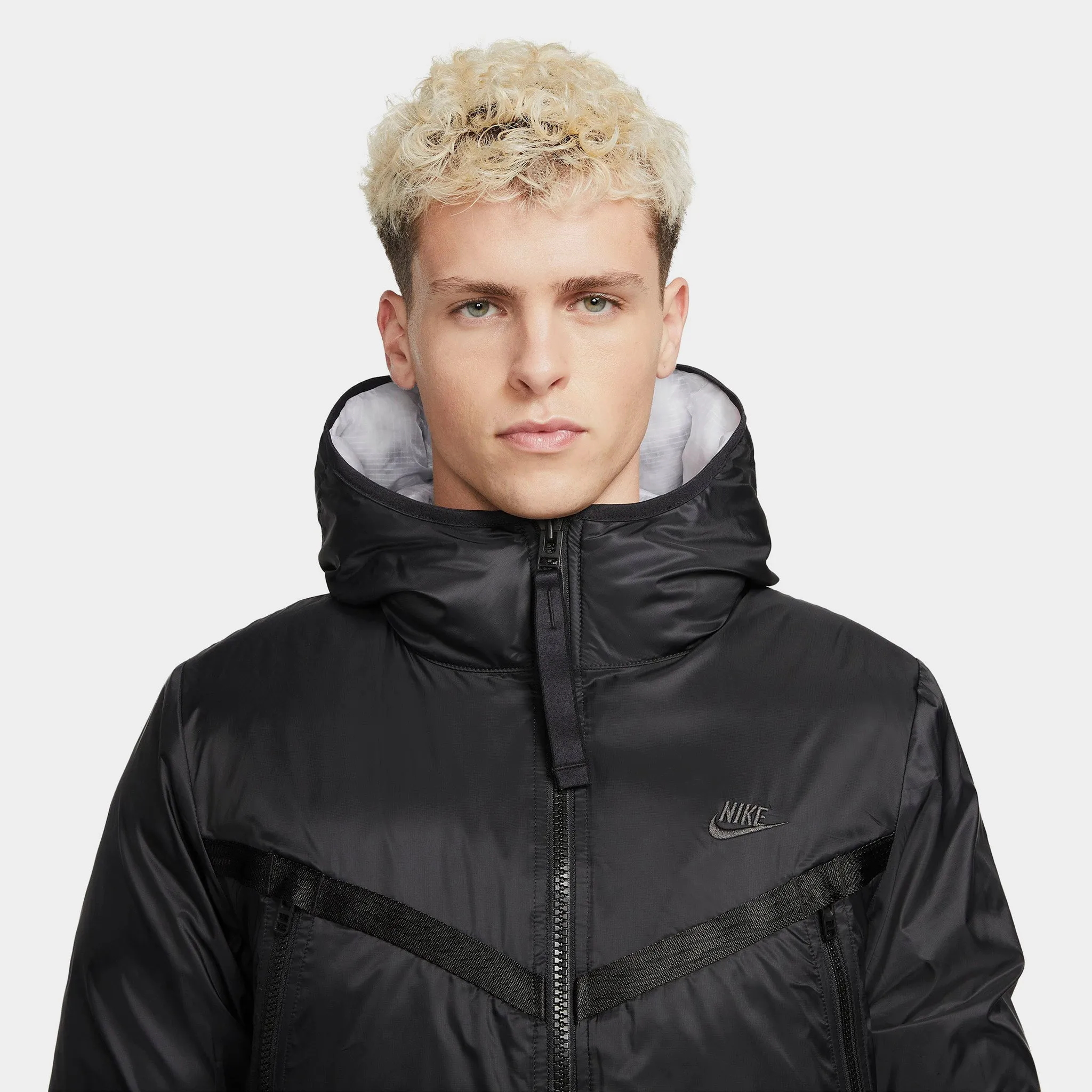 Nike Sportswear Therma-FIT Hooded Jacket Black / Dark Smoke Grey sold by JD Sports product image thumbnail 4
