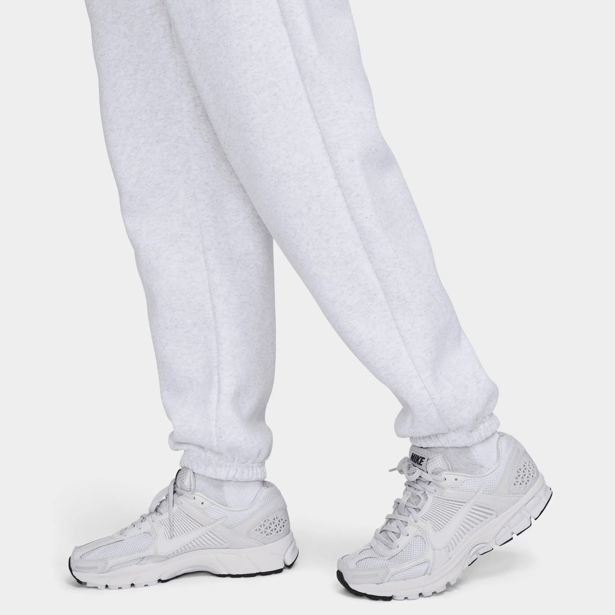 Nike Women's High-Waisted Oversized Sweatpants Birch Heather / Black sold by JD Sports product image thumbnail 4