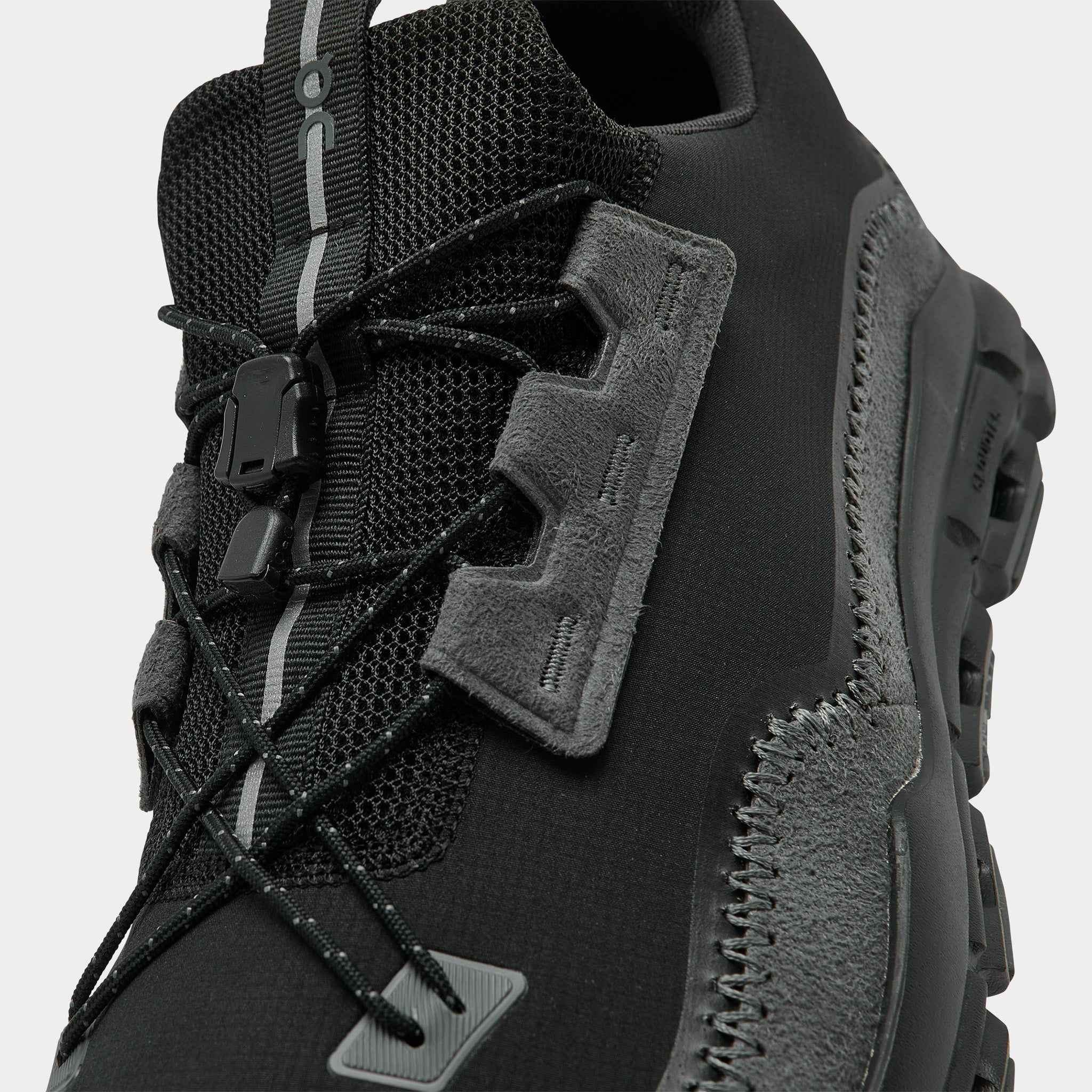 On Cloudaway / Black sold by JD Sports product image thumbnail 3