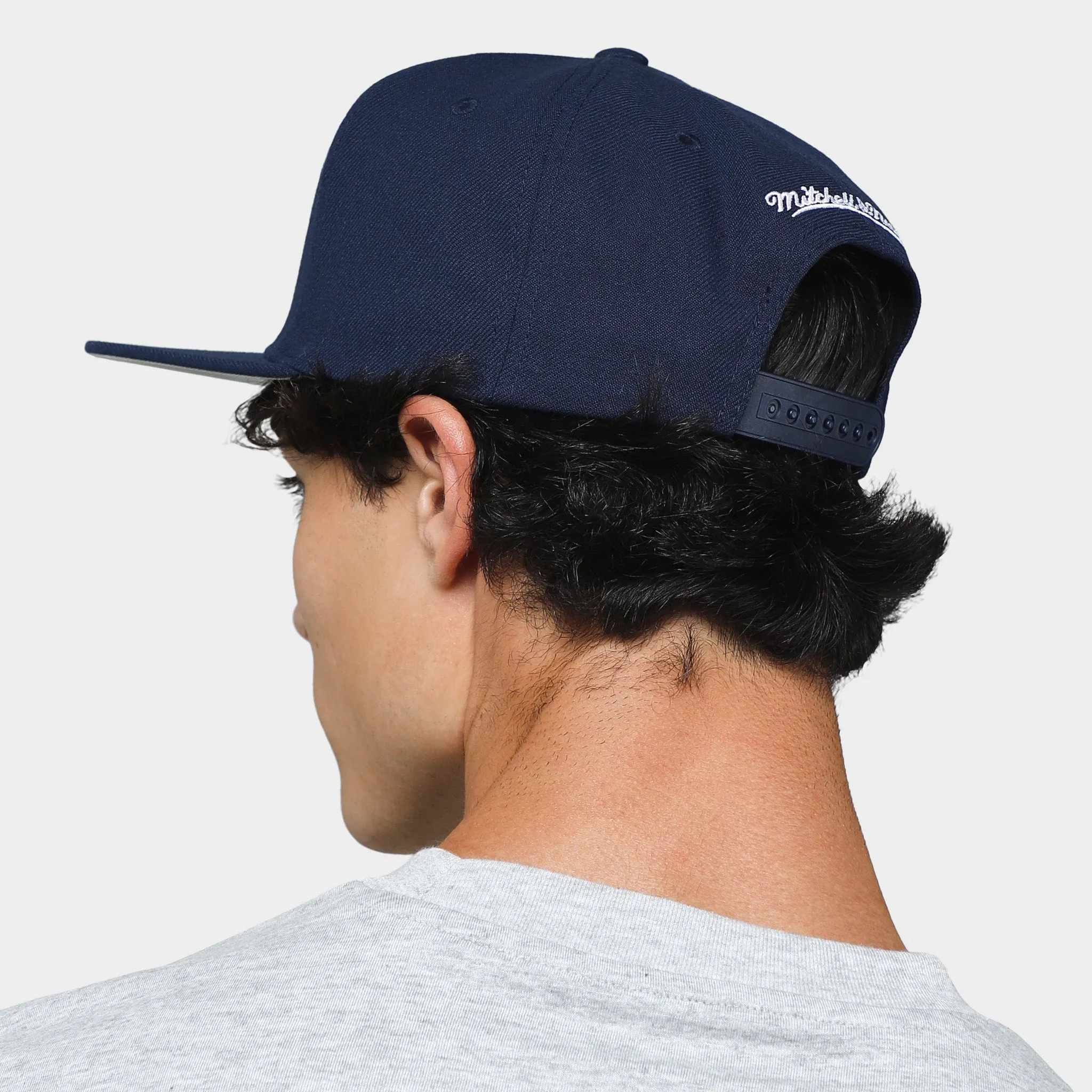 Mitchell & Ness New York Yankees Evergreen Snapback / Navy sold by JD Sports product image thumbnail 2