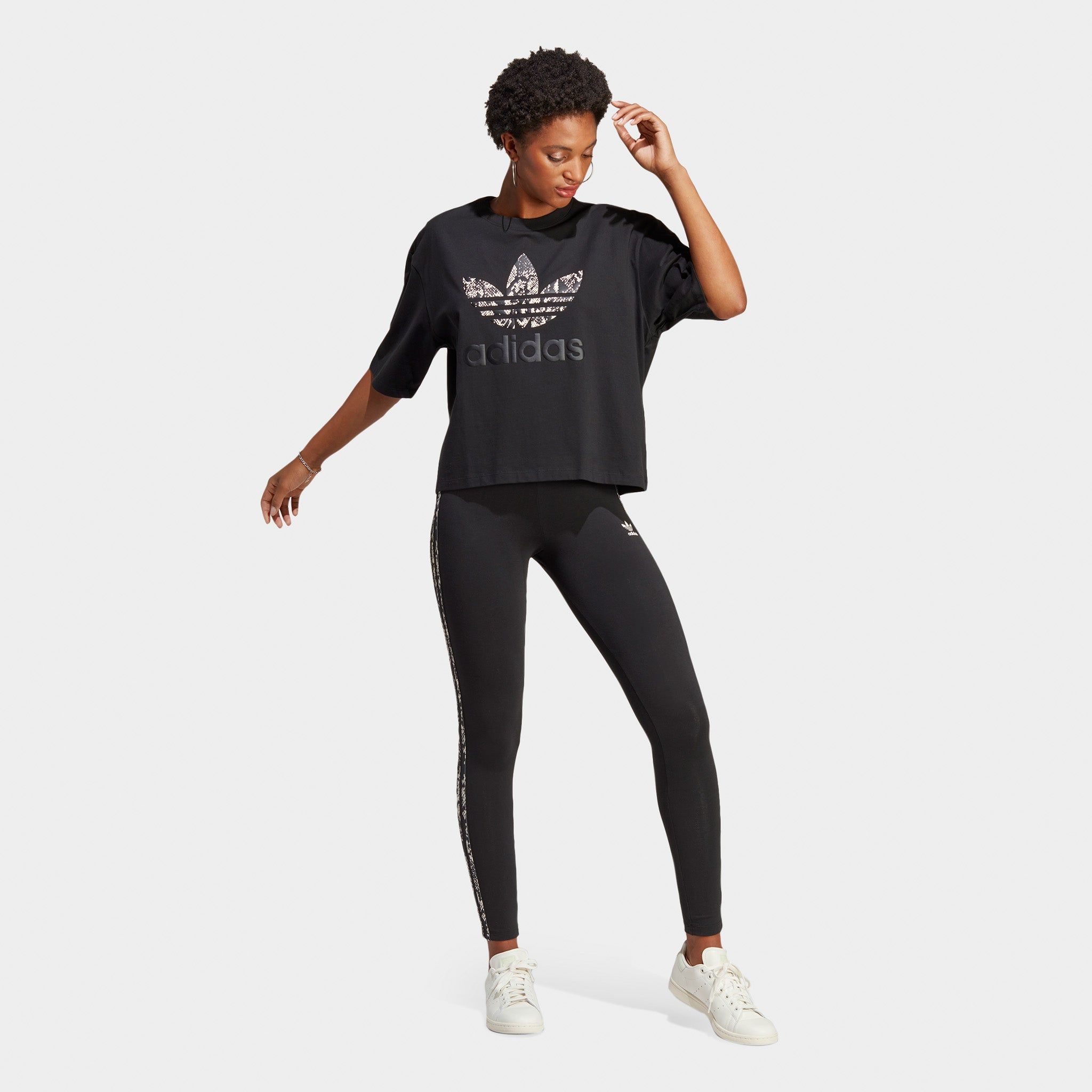 adidas Originals Women's Graphic T-shirt / Black sold by JD Sports product image thumbnail 5