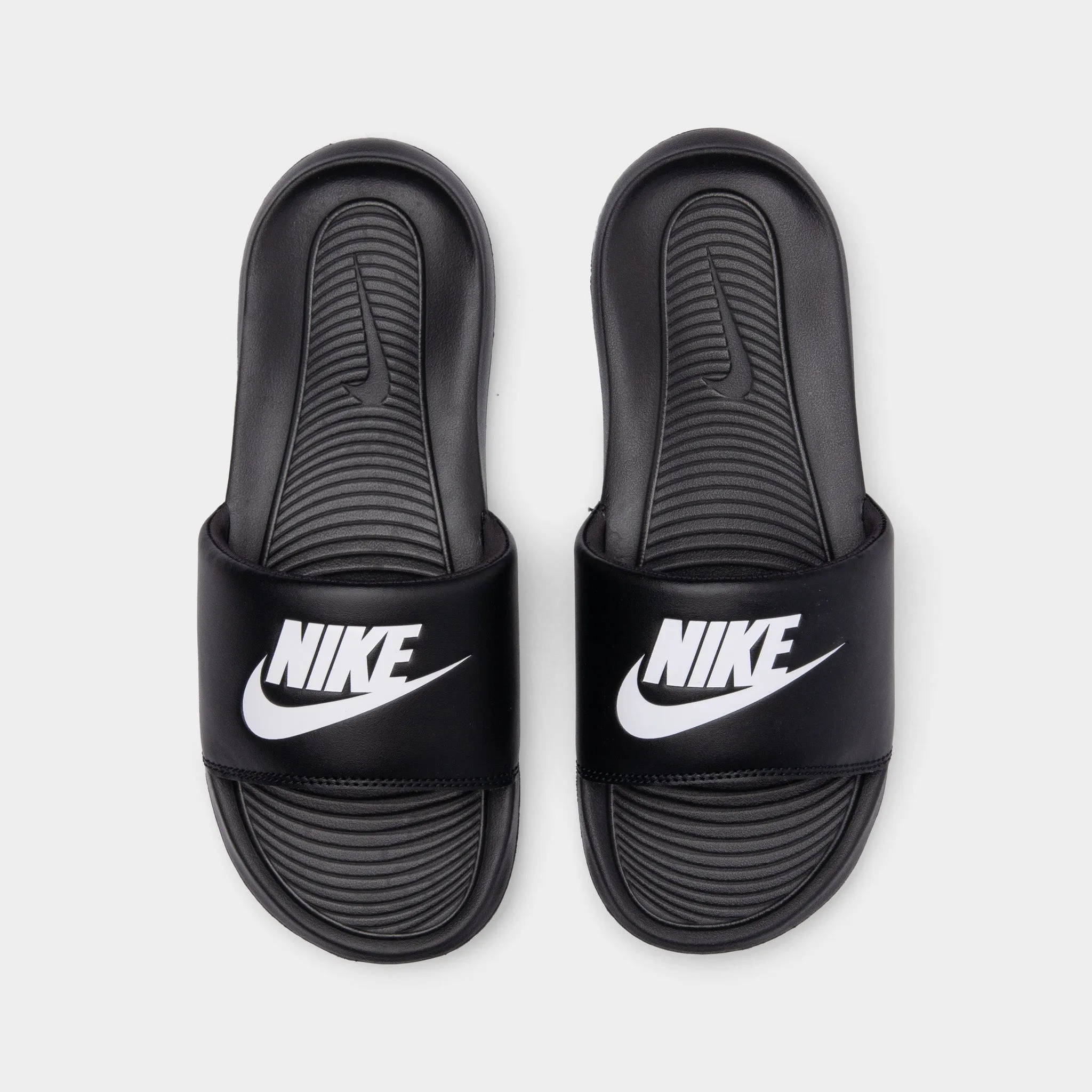 Nike Women's Victori One Black / White sold by JD Sports product image thumbnail 4
