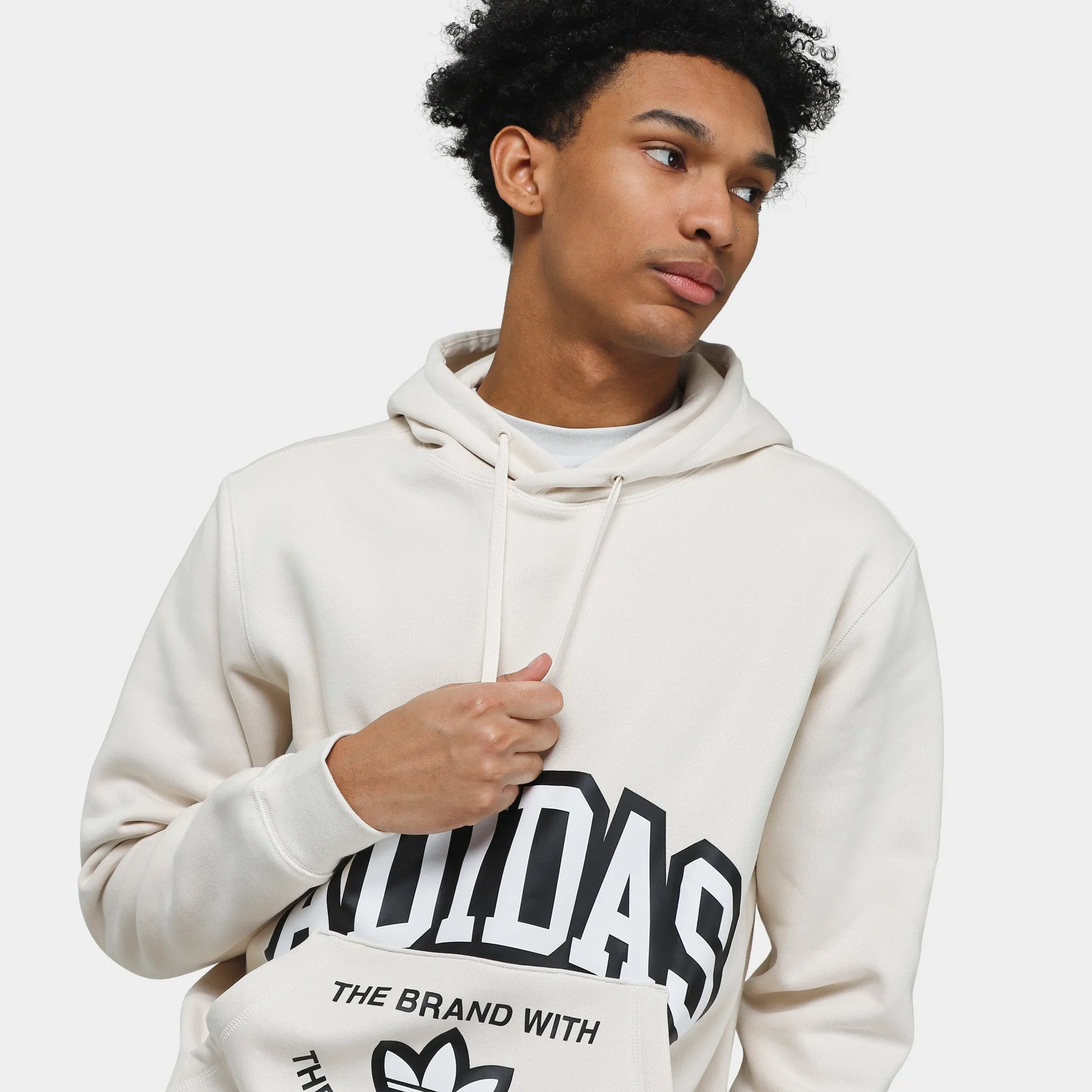 adidas Originals Varsity Fleece Pullover Hoodie / Wonder White sold by JD Sports product image thumbnail 3