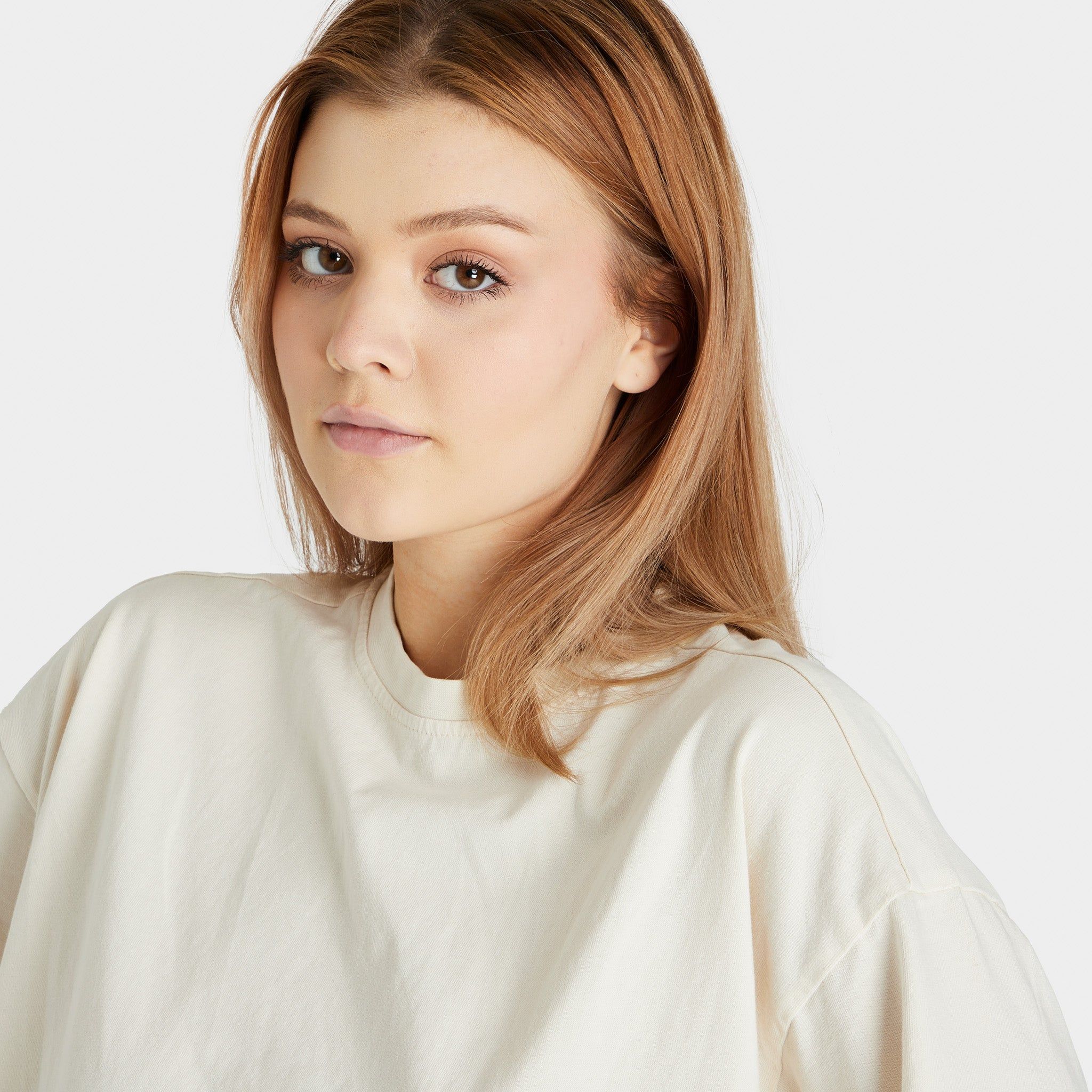 Reebok Women's Classics Natural Dye Cropped T-shirt / Non-Dyed sold by JD Sports product image thumbnail 3