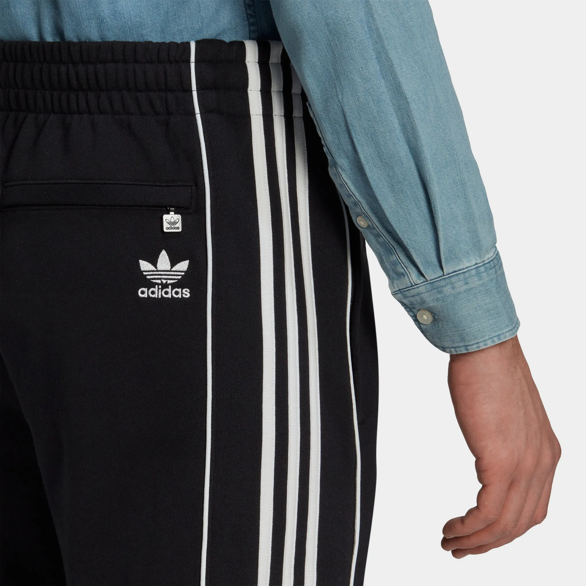 adidas Essential Sweatpants / Black sold by JD Sports product image thumbnail 4