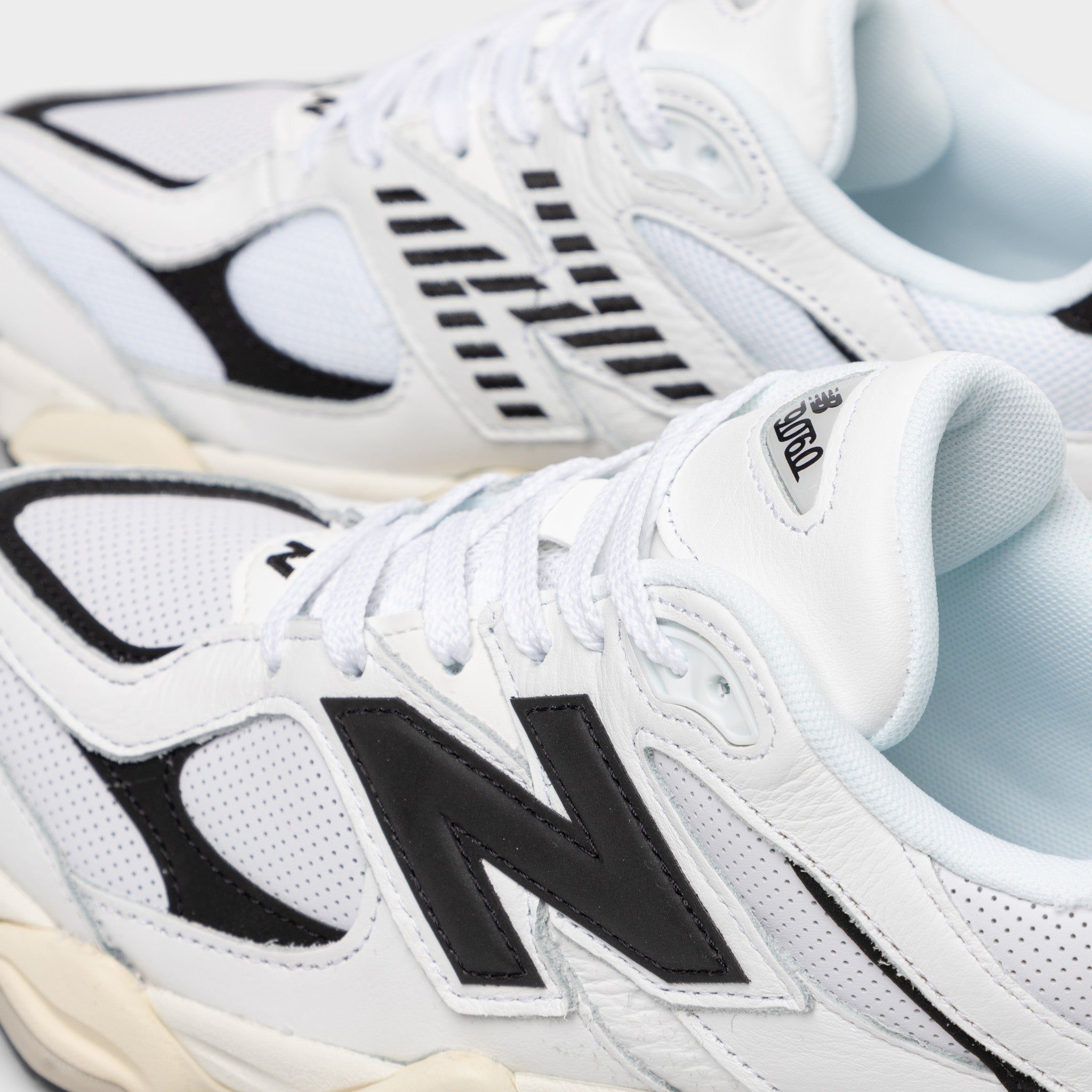 New Balance U9060AAB / White sold by JD Sports product image thumbnail 3