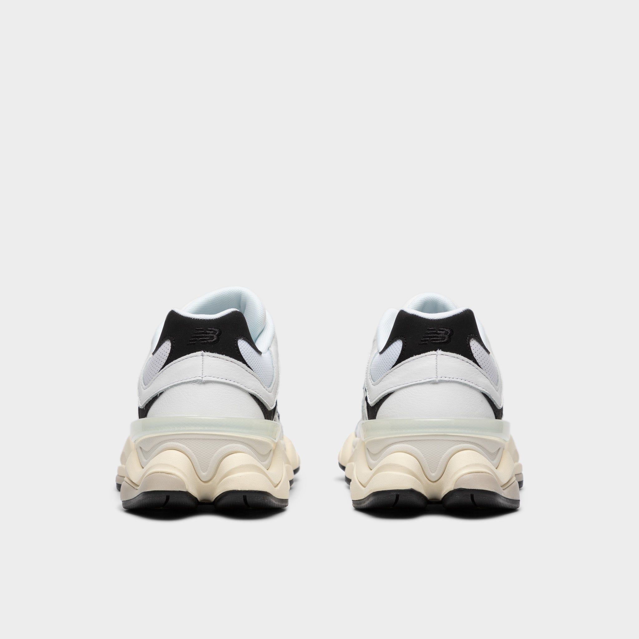 New Balance U9060AAB / White sold by JD Sports product image thumbnail 4