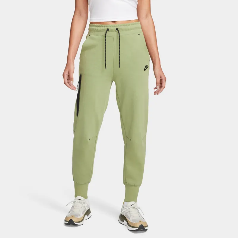 Nike Women's Sportswear Essentials Tech Fleece Hi-Rise Pants Alligator / Black sold by JD Sports