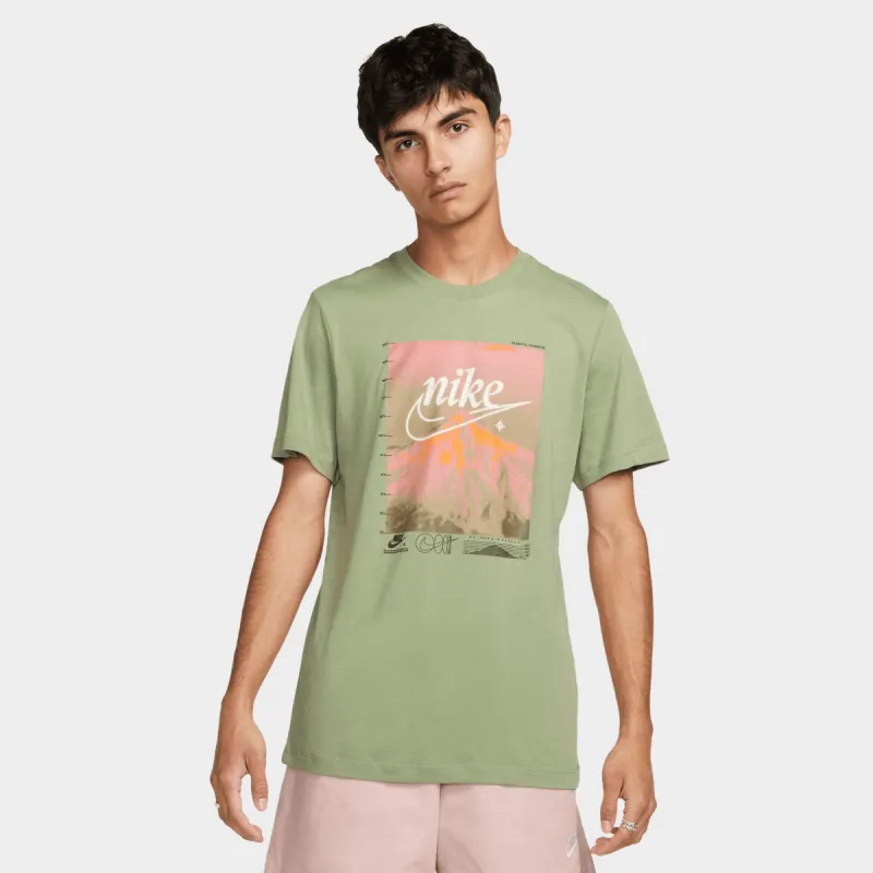 Nike Sportswear Solarized T-shirt / Oil Green made by JD Sports