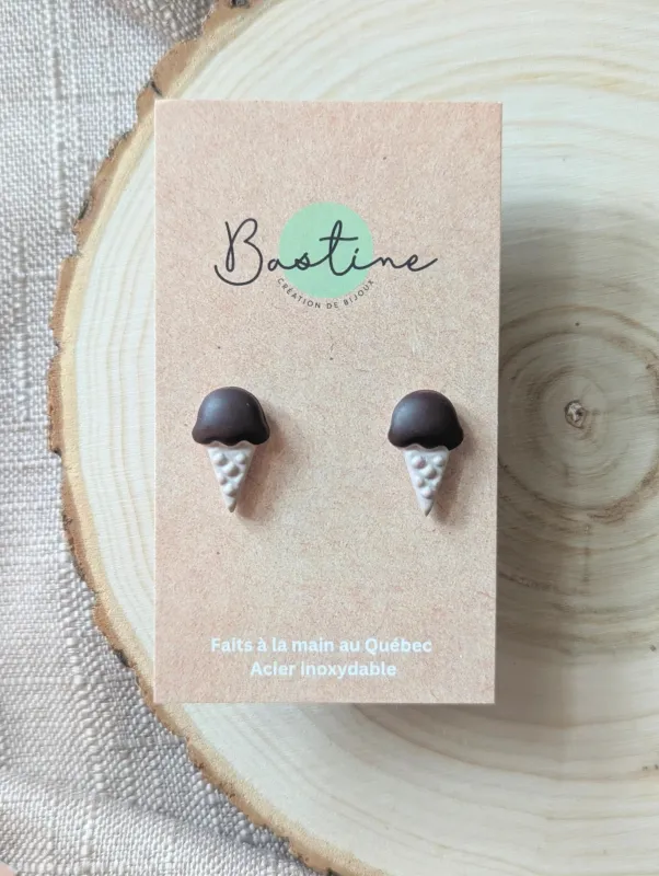 Studs Cornet Chocolat made by Boutique Elena